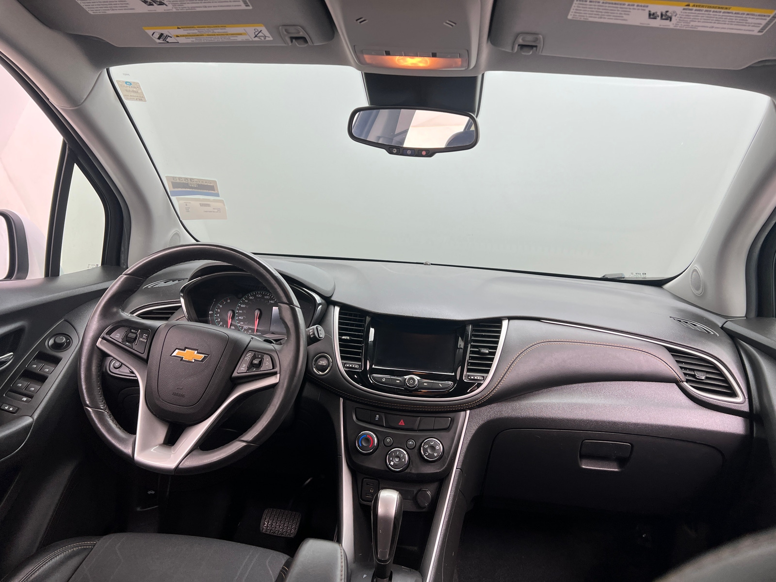 Thumbnail: 2021 Chevrolet Trax - 3