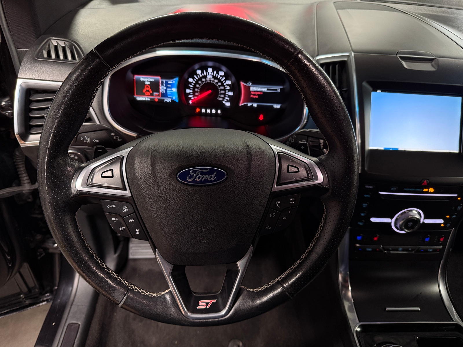 Thumbnail: 2019 Ford Edge - 4
