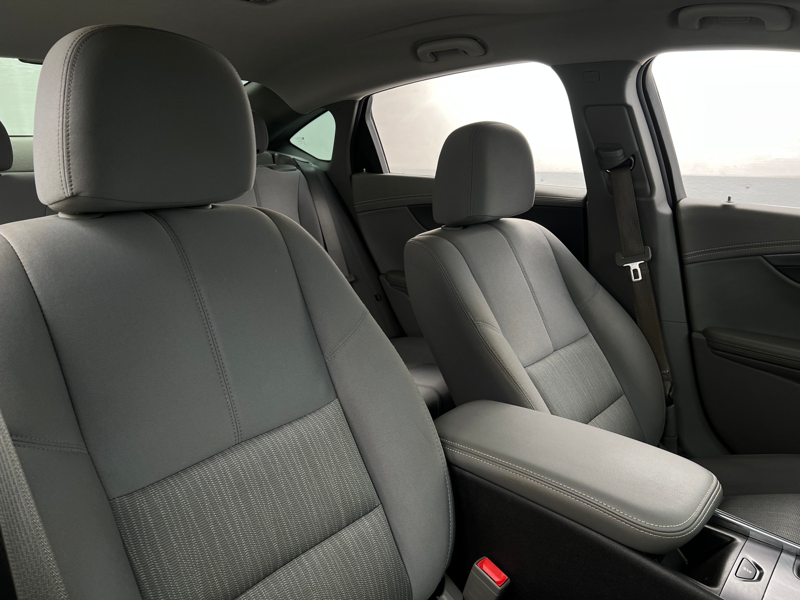 Thumbnail: 2015 Chevrolet Impala - 2