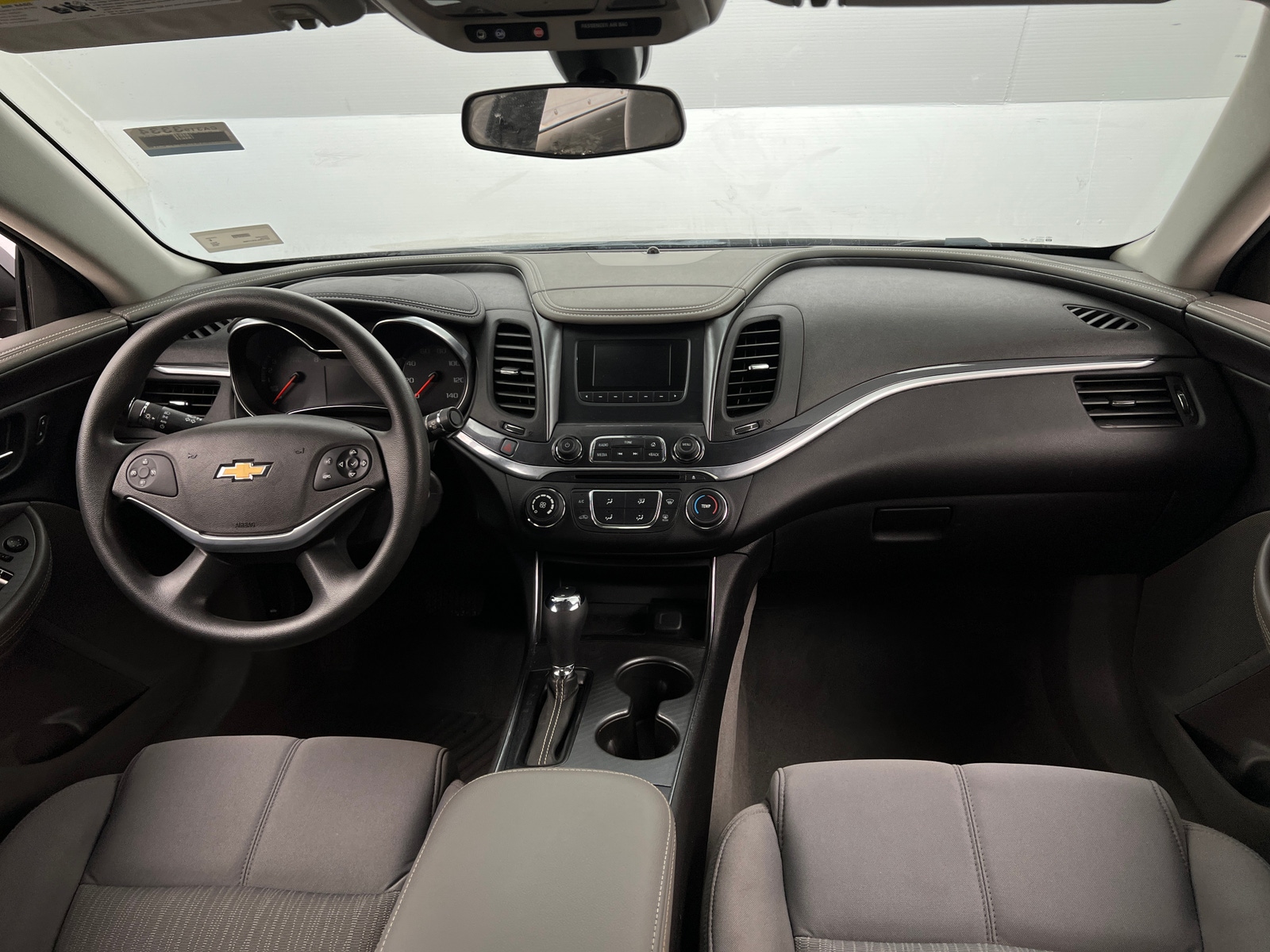 Thumbnail: 2015 Chevrolet Impala - 3