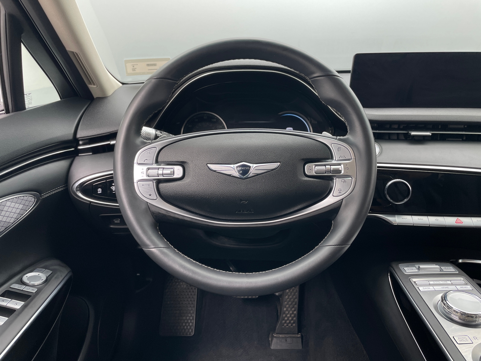 Thumbnail: 2025 Genesis GV70 - 4