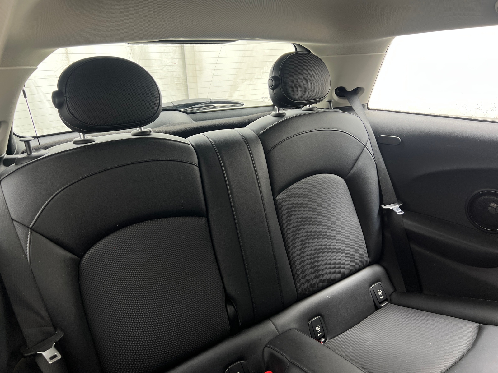 Thumbnail: 2015 MINI Cooper Hardtop - 5