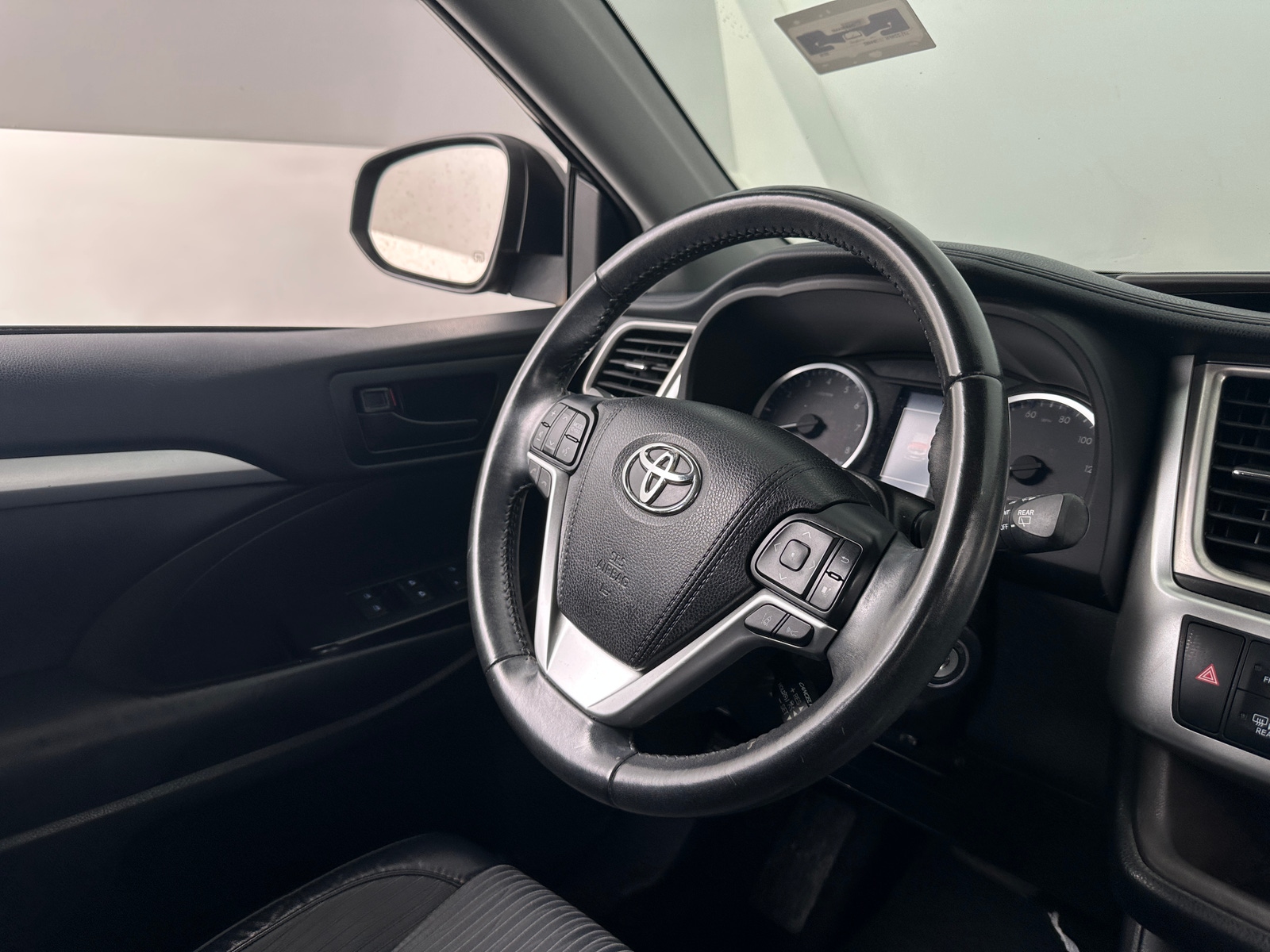 Thumbnail: 2018 Toyota Highlander - 5
