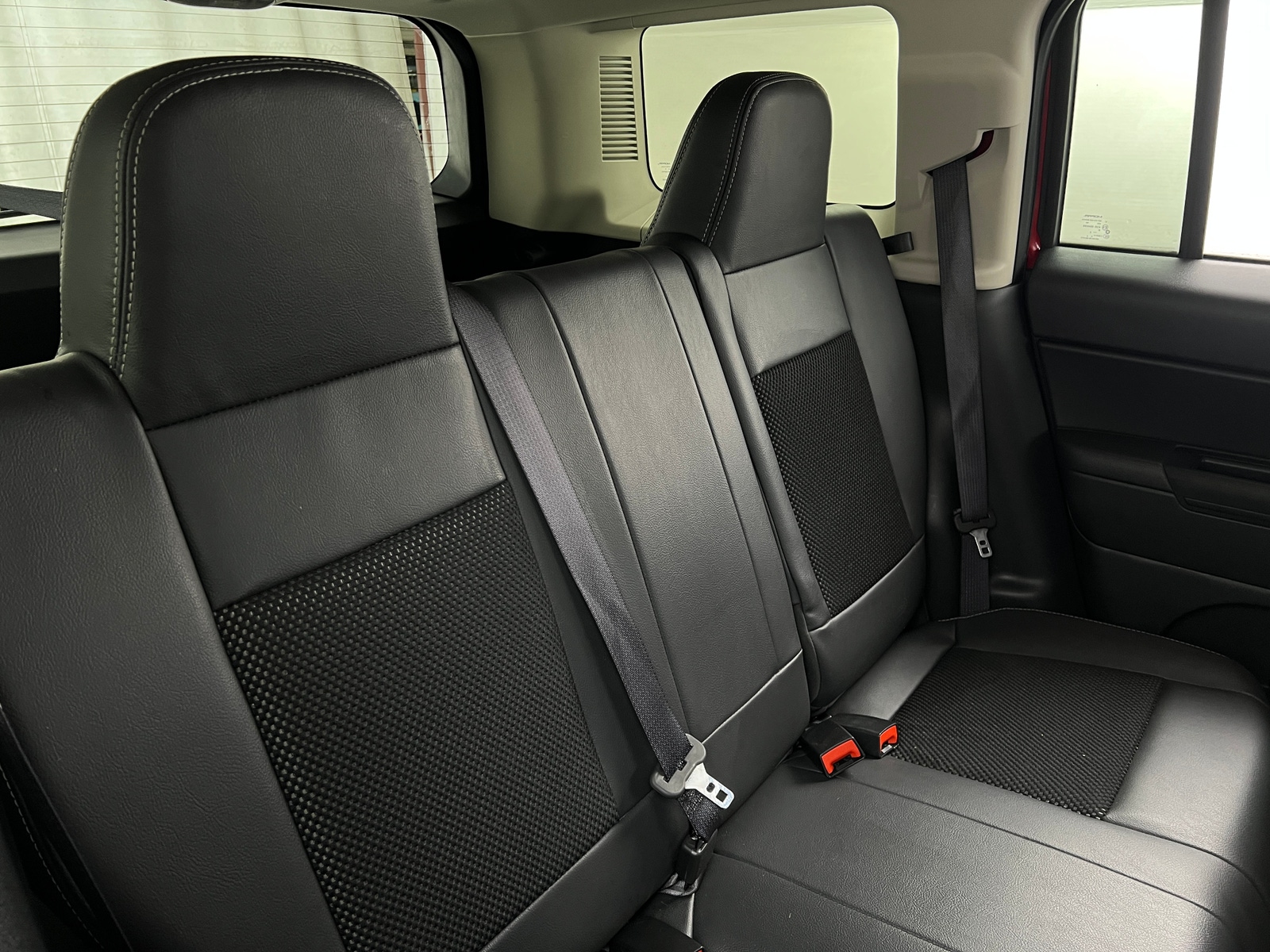 Thumbnail: 2016 Jeep Patriot - 6