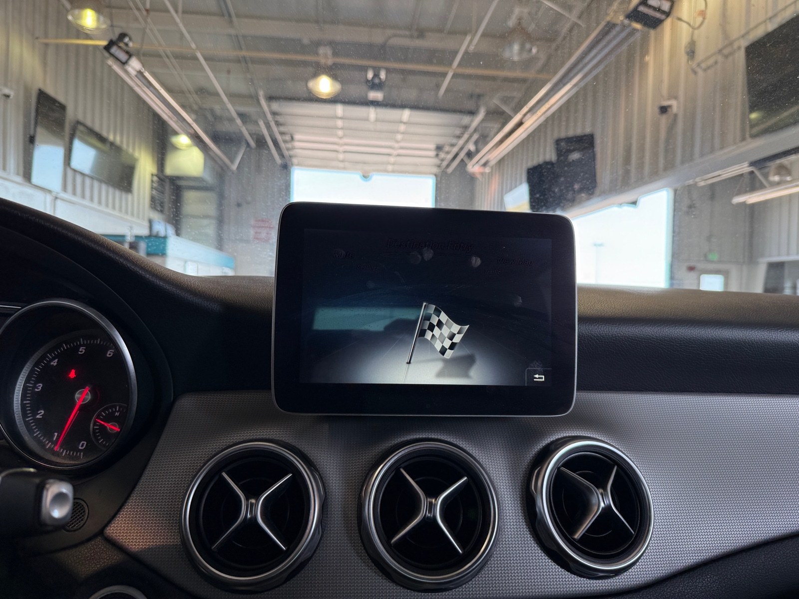 Thumbnail: 2018 Mercedes-Benz GLA - 3