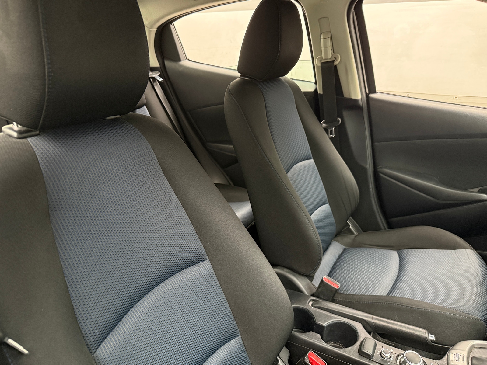 Thumbnail: 2019 Toyota Yaris - 2