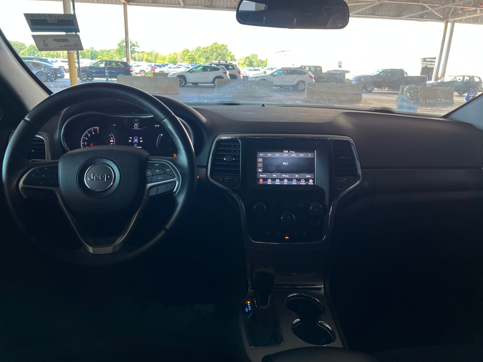 Thumbnail: 2018 Jeep Grand Cherokee - 3