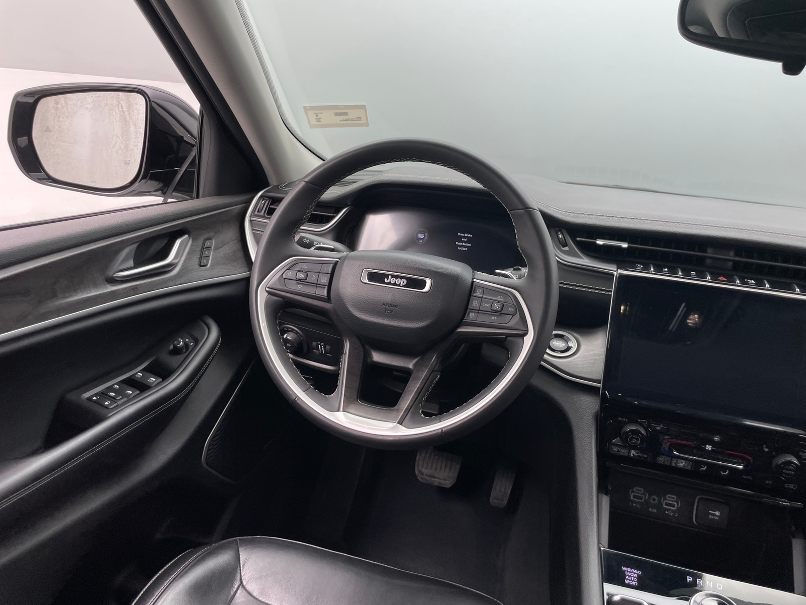 Thumbnail: 2023 Jeep Grand Cherokee L - 4