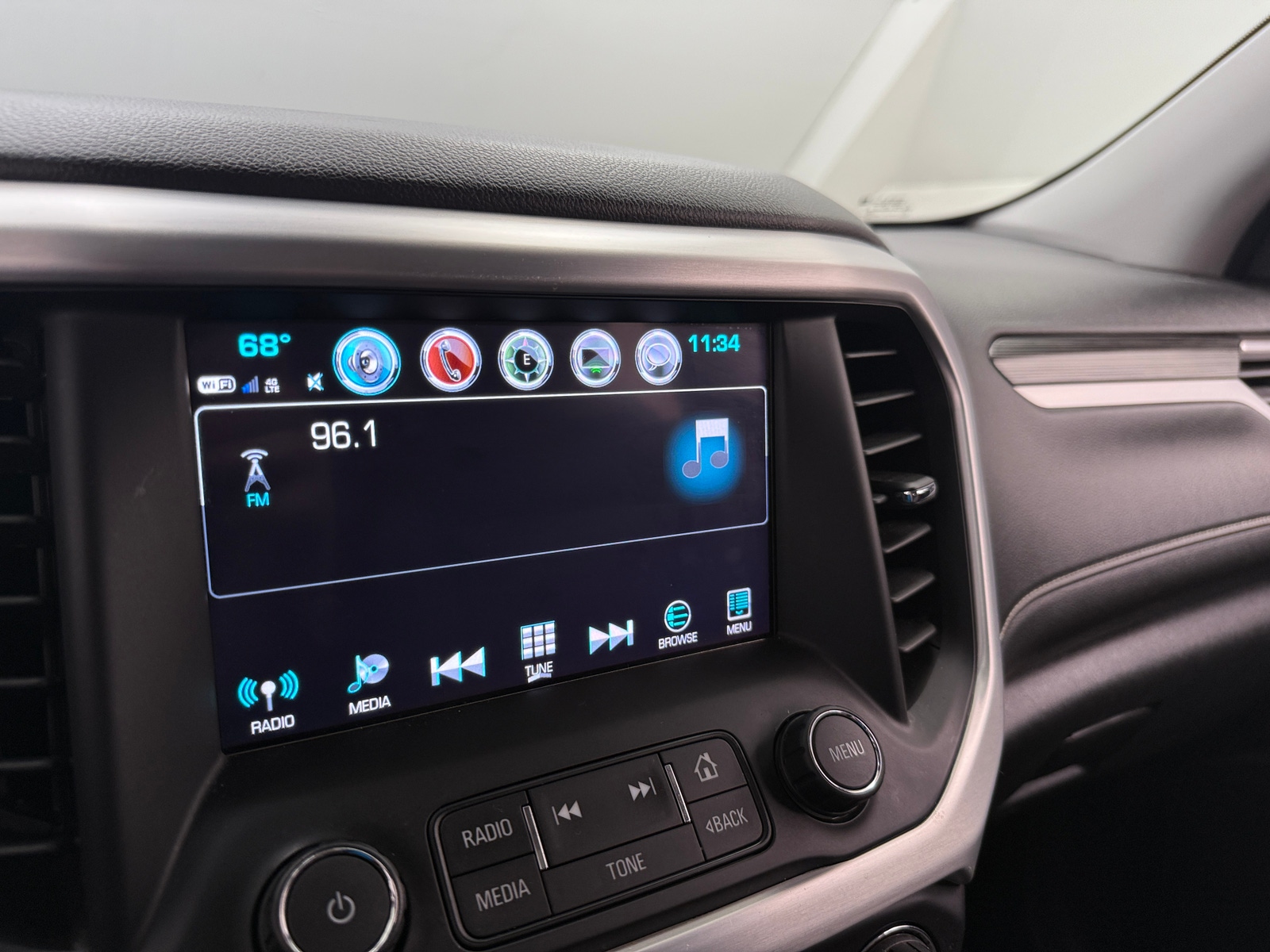 Thumbnail: 2019 GMC Acadia - 3