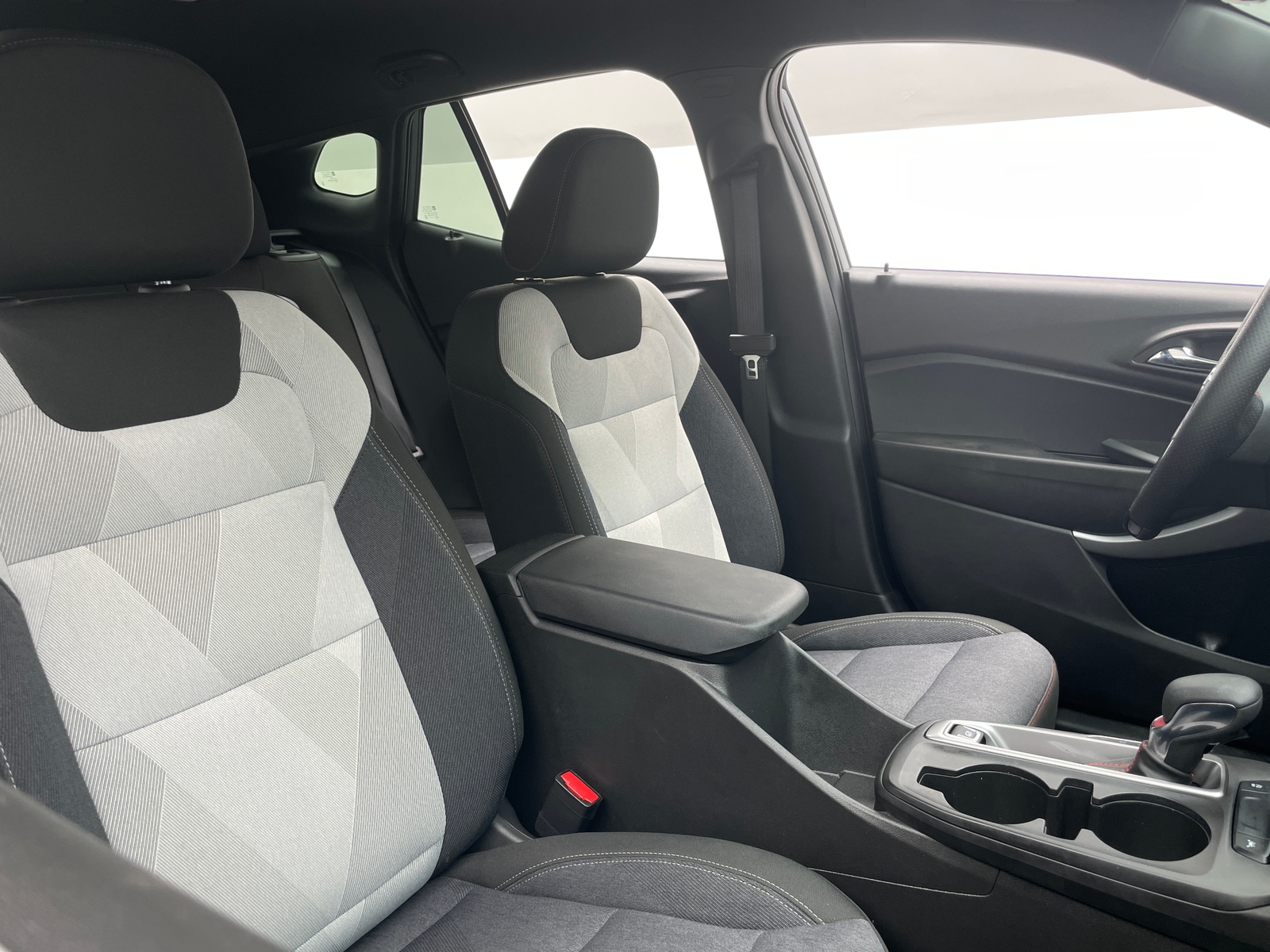 Thumbnail: 2024 Chevrolet Trax - 2