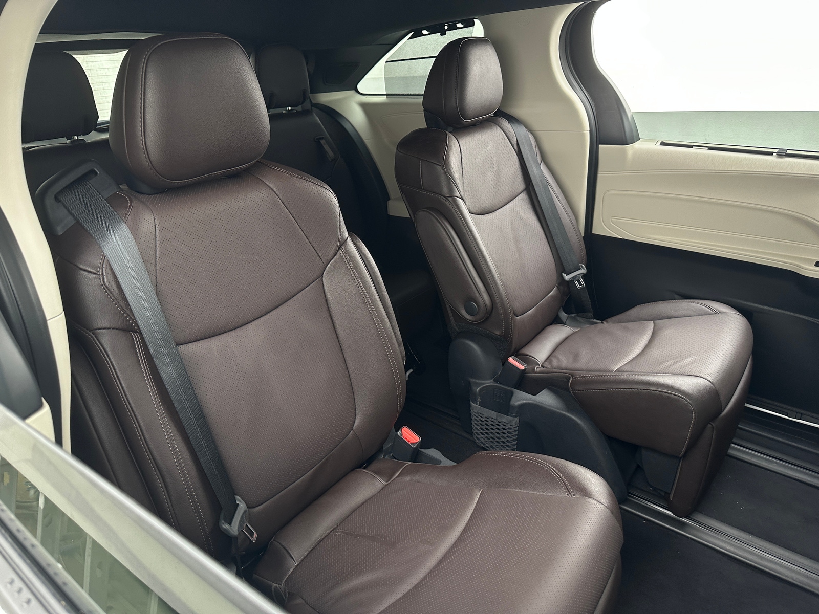 Thumbnail: 2023 Toyota Sienna - 5