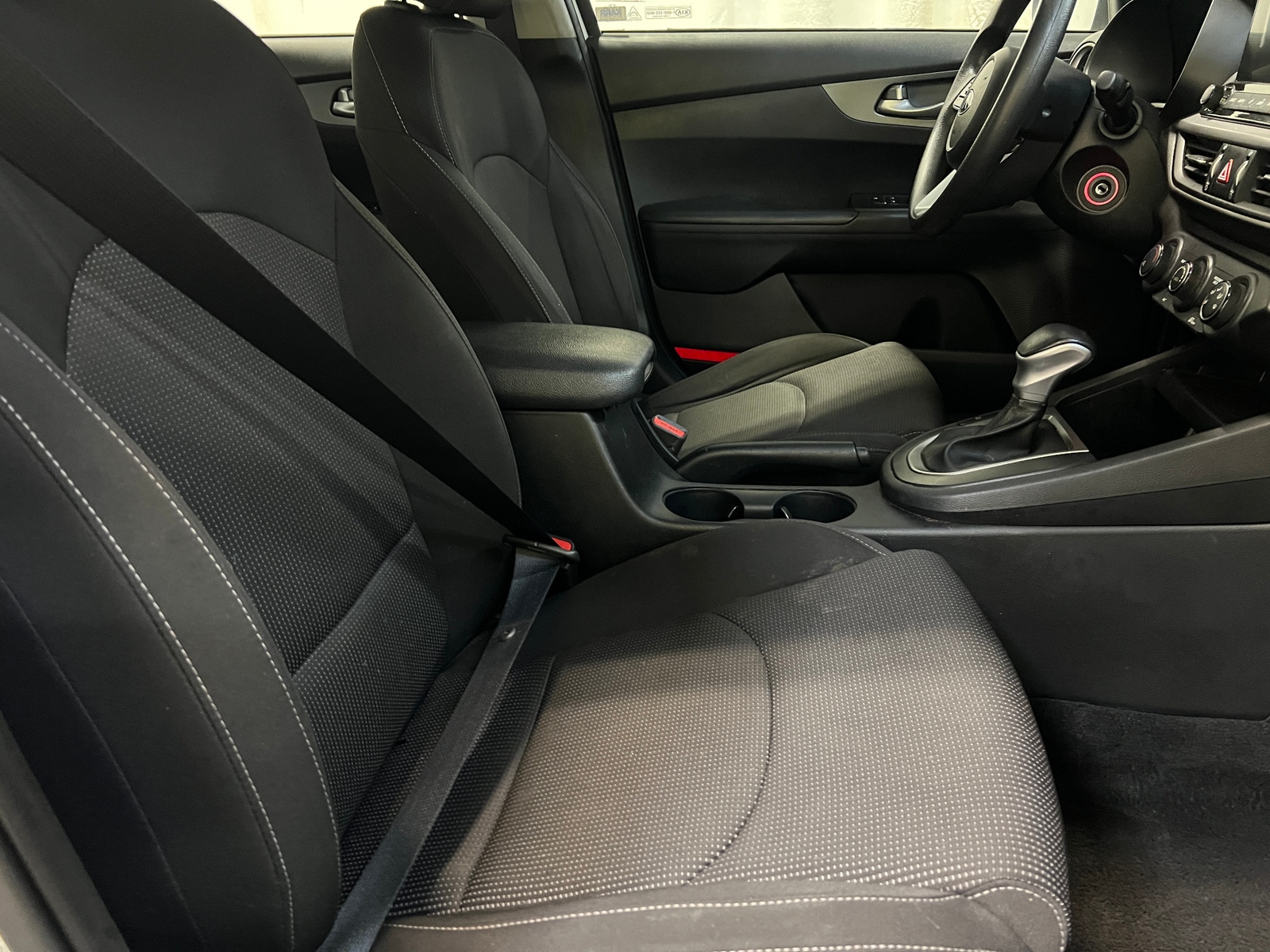 Thumbnail: 2020 Kia Forte - 2