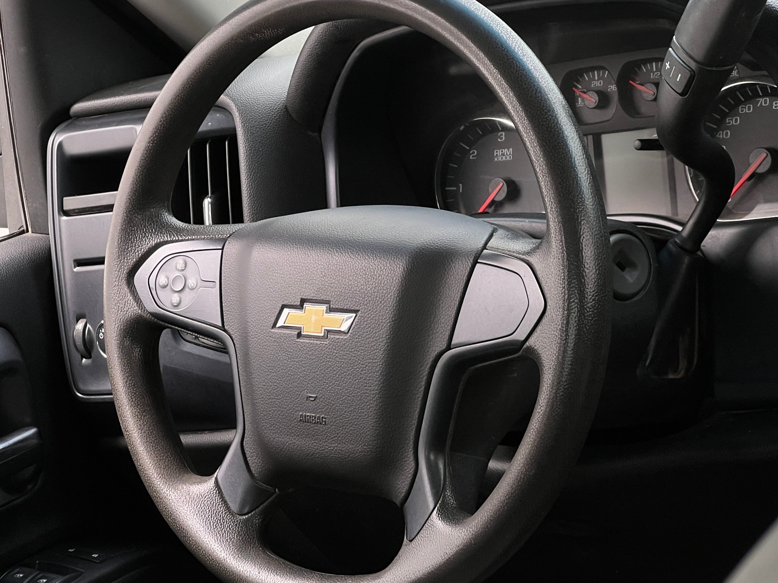 Thumbnail: 2019 Chevrolet Silverado 1500 - 5