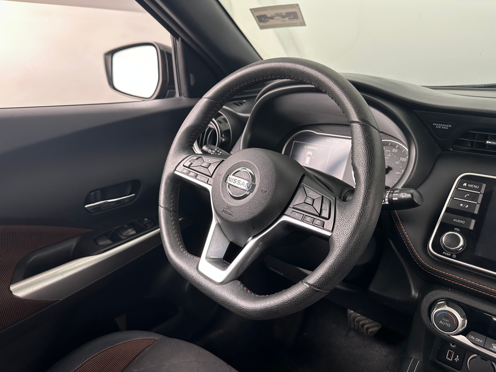 Thumbnail: 2018 Nissan Kicks - 5