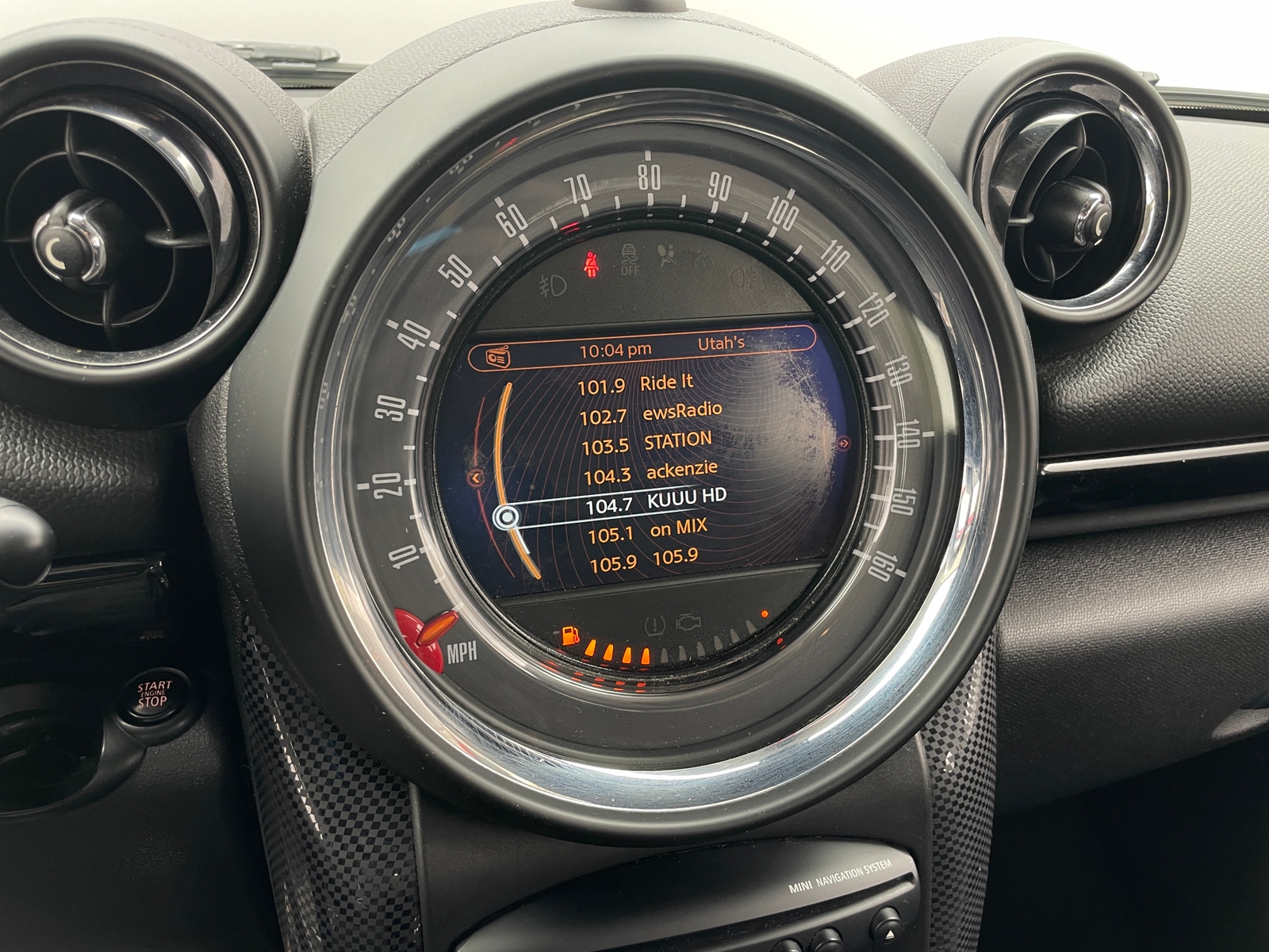 Thumbnail: 2016 MINI Cooper Countryman - 3