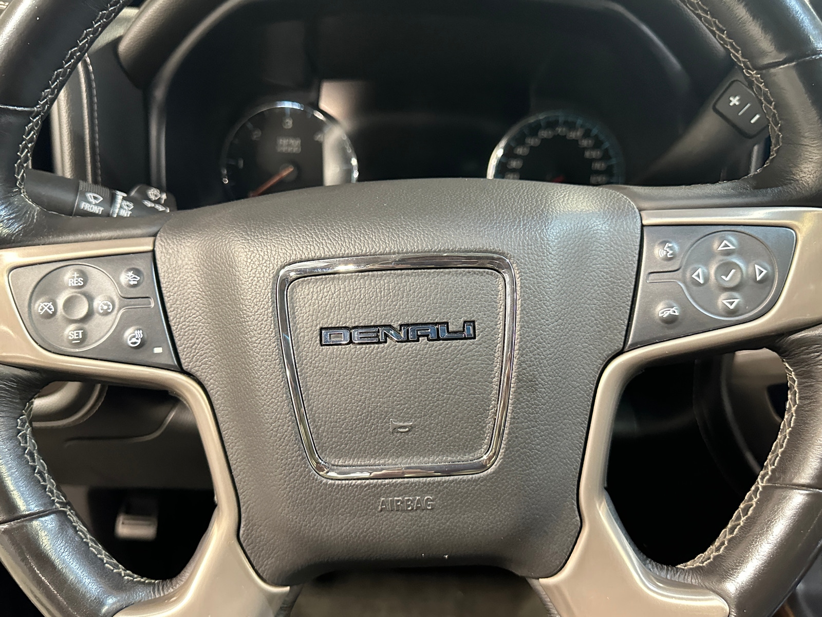 Thumbnail: 2017 GMC Sierra 1500 - 4