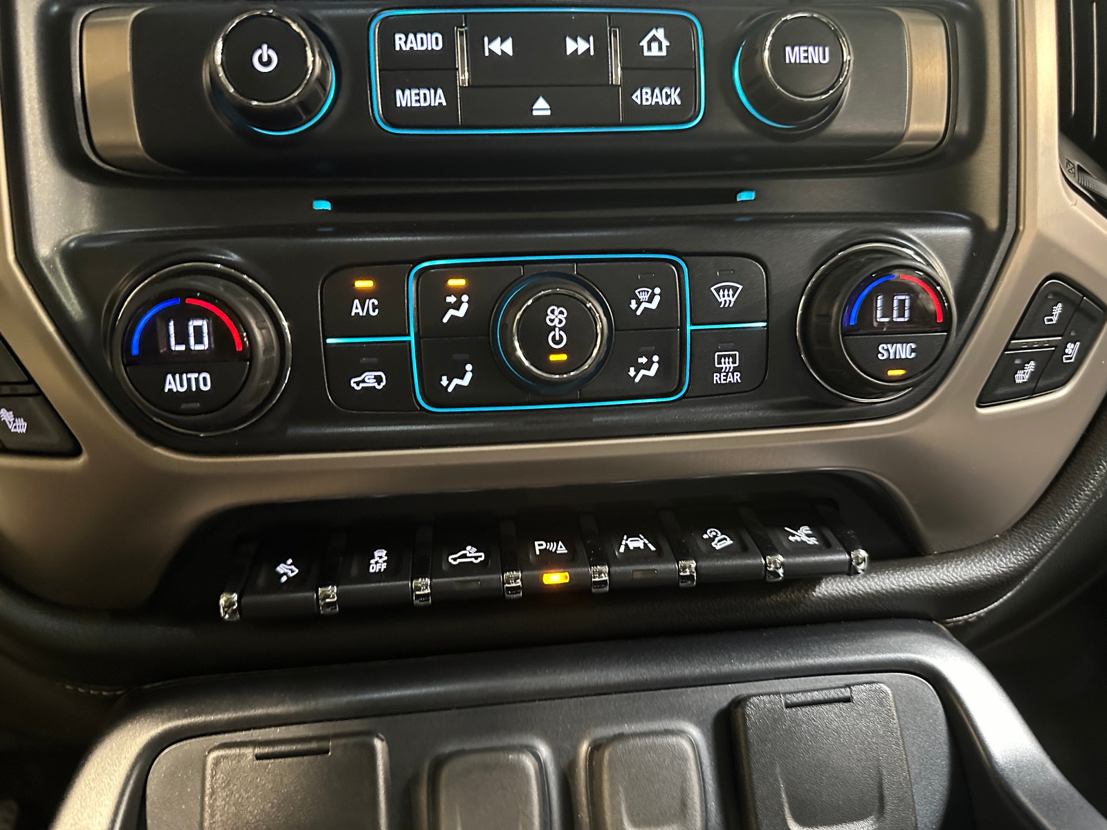 Thumbnail: 2017 GMC Sierra 1500 - 3