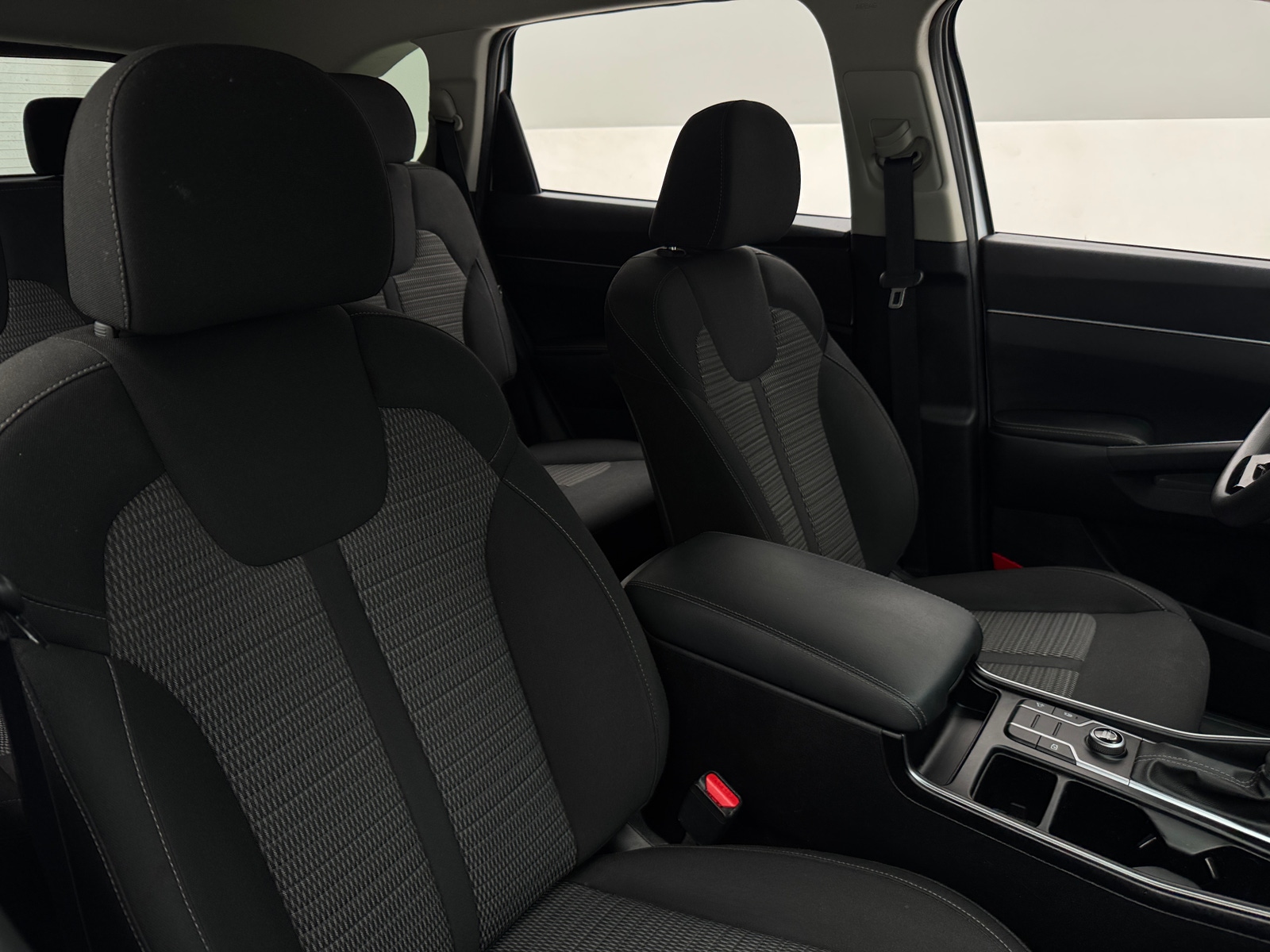 Thumbnail: 2022 Kia Sorento - 2