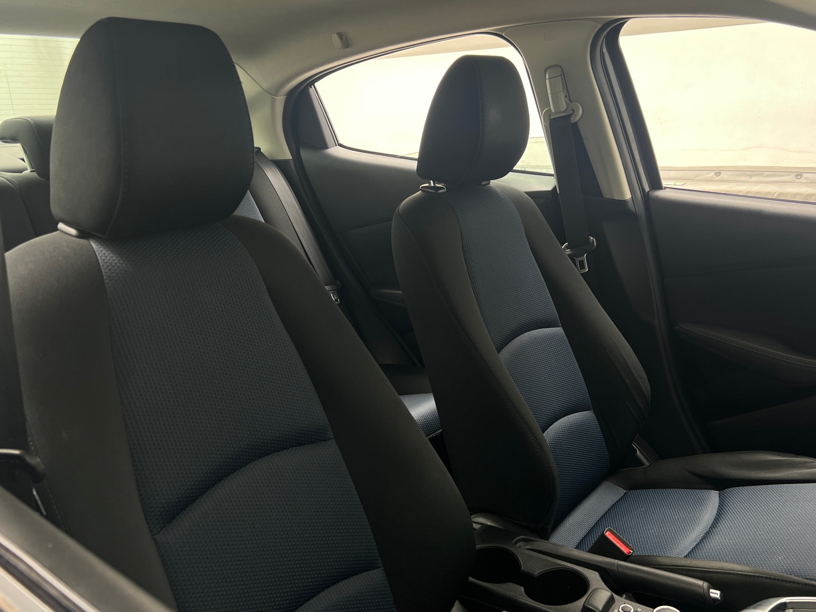 Thumbnail: 2017 Toyota Yaris iA - 2
