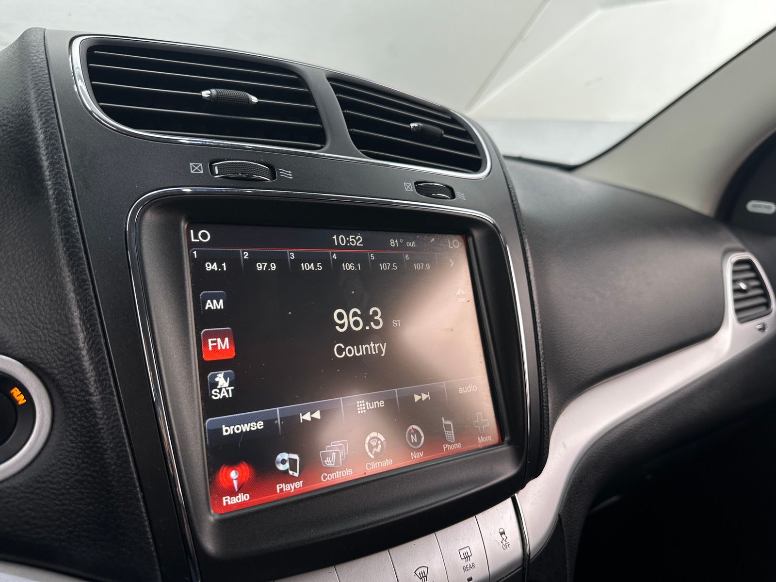 Thumbnail: 2015 Dodge Journey - 4