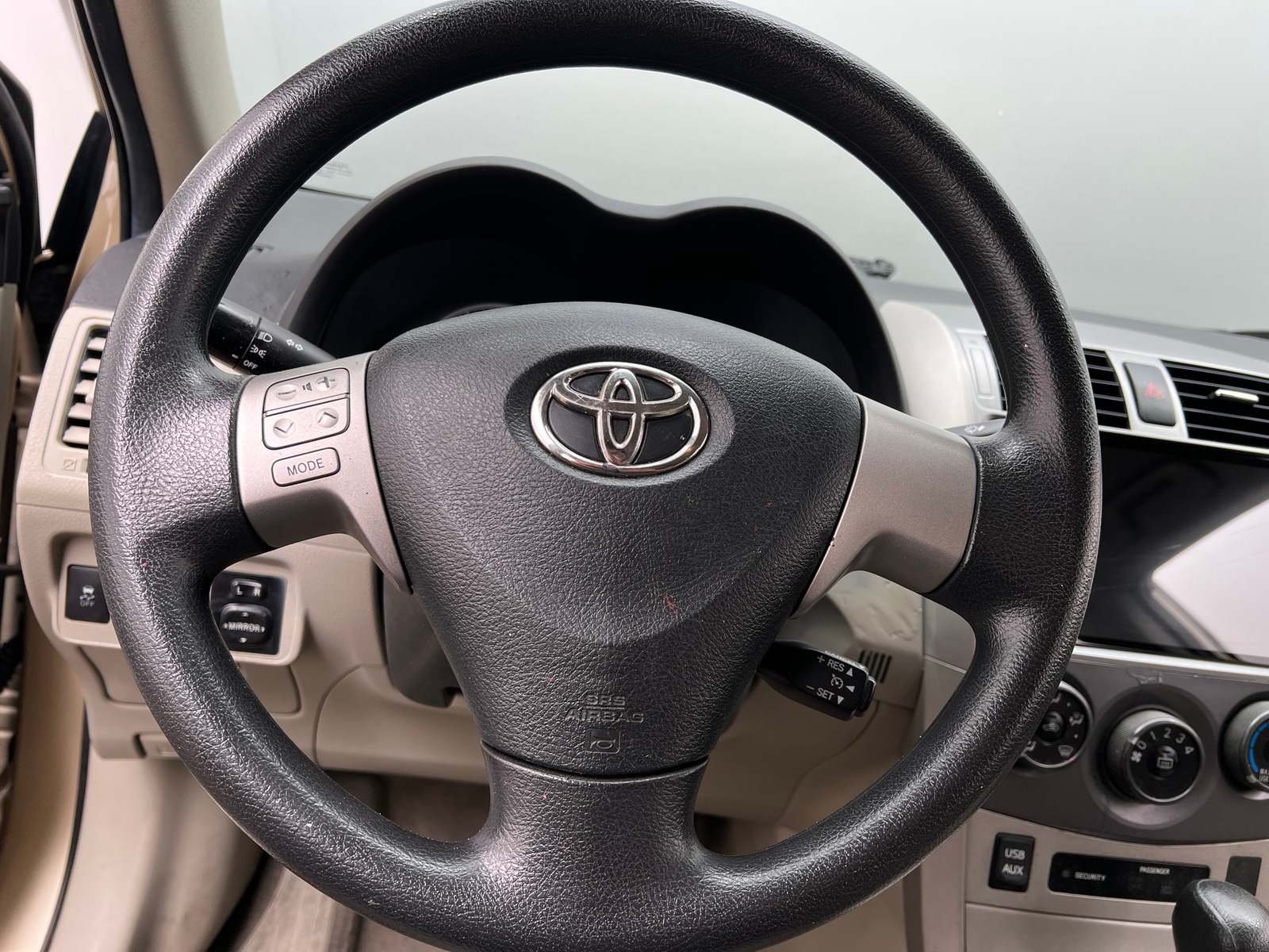 Thumbnail: 2013 Toyota Corolla - 5