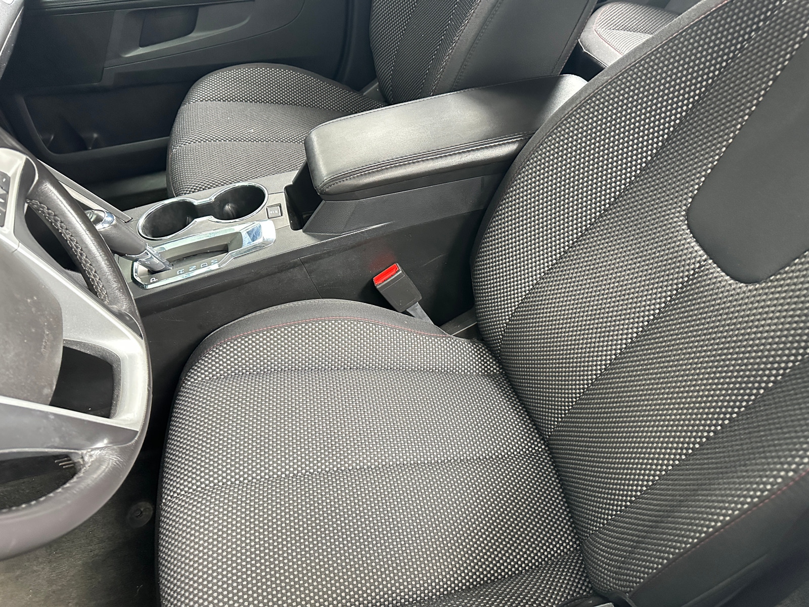 Thumbnail: 2017 Chevrolet Equinox - 2