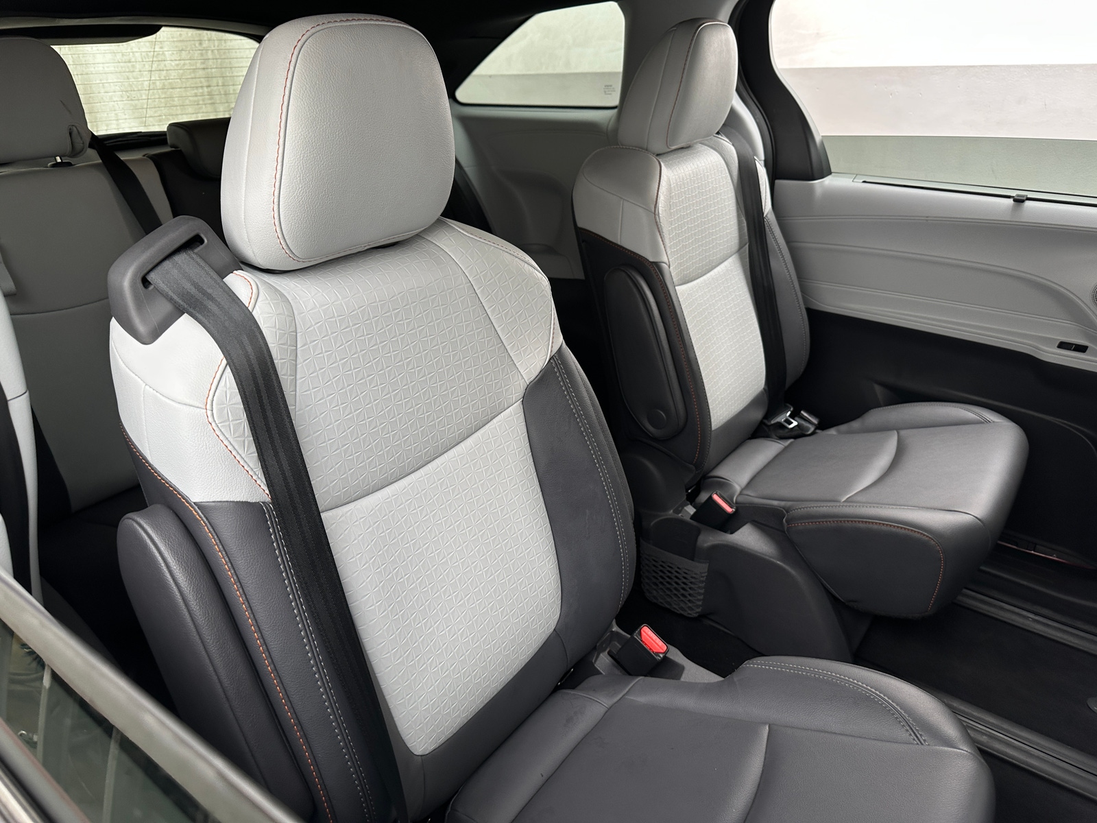 Thumbnail: 2021 Toyota Sienna - 5