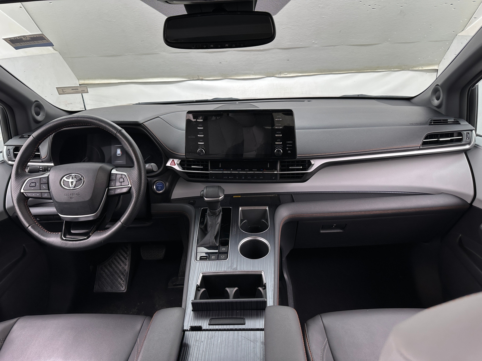 Thumbnail: 2021 Toyota Sienna - 2