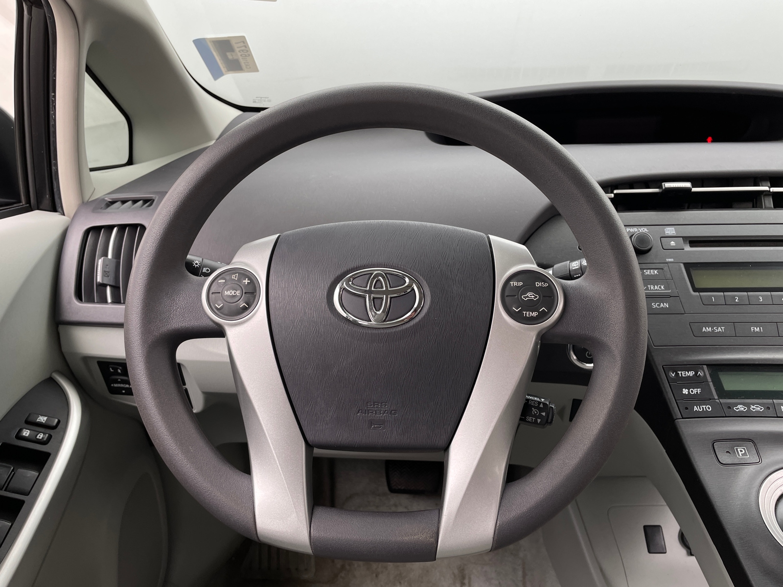 Thumbnail: 2011 Toyota Prius - 4