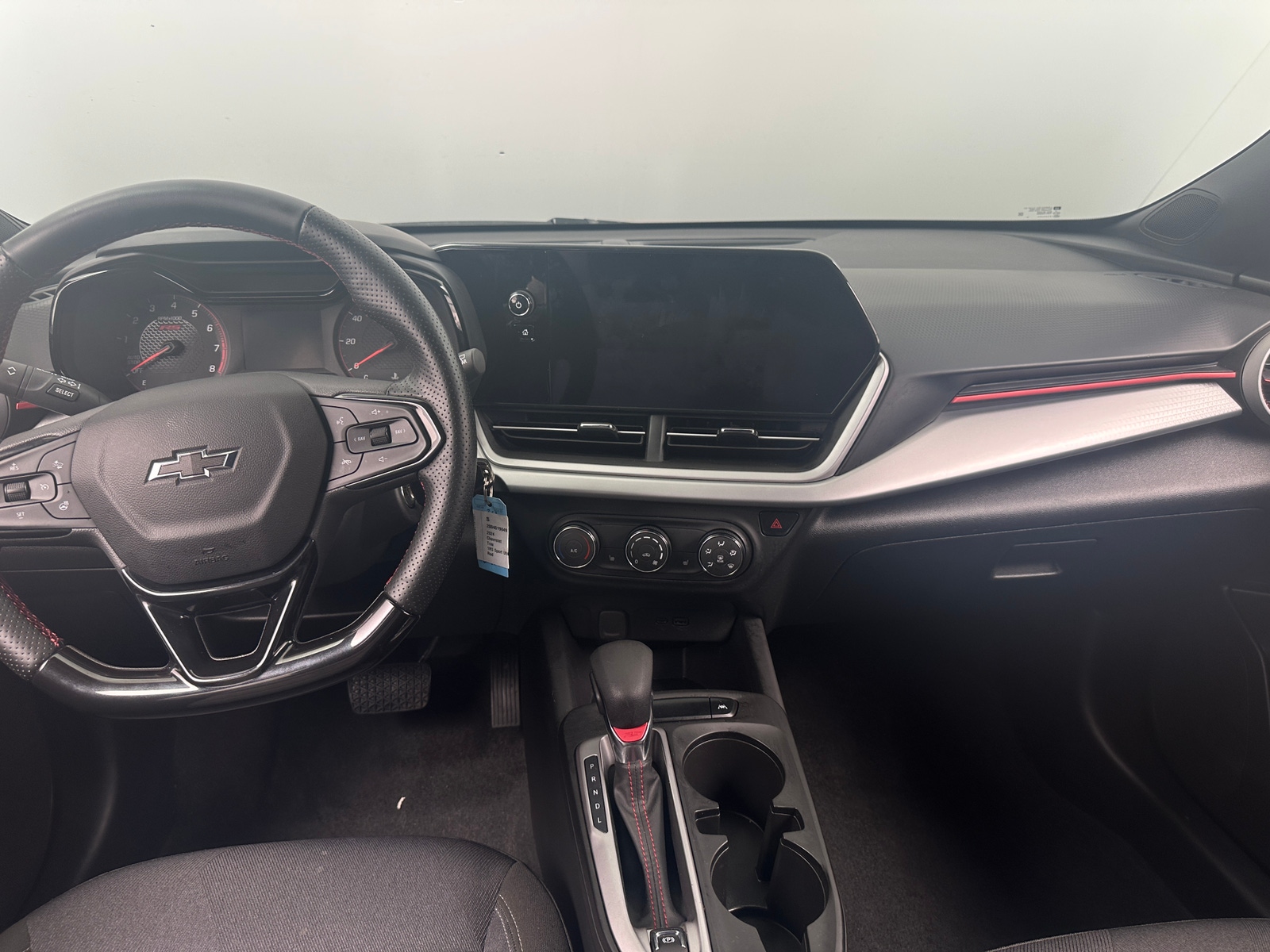 Thumbnail: 2024 Chevrolet Trax - 3
