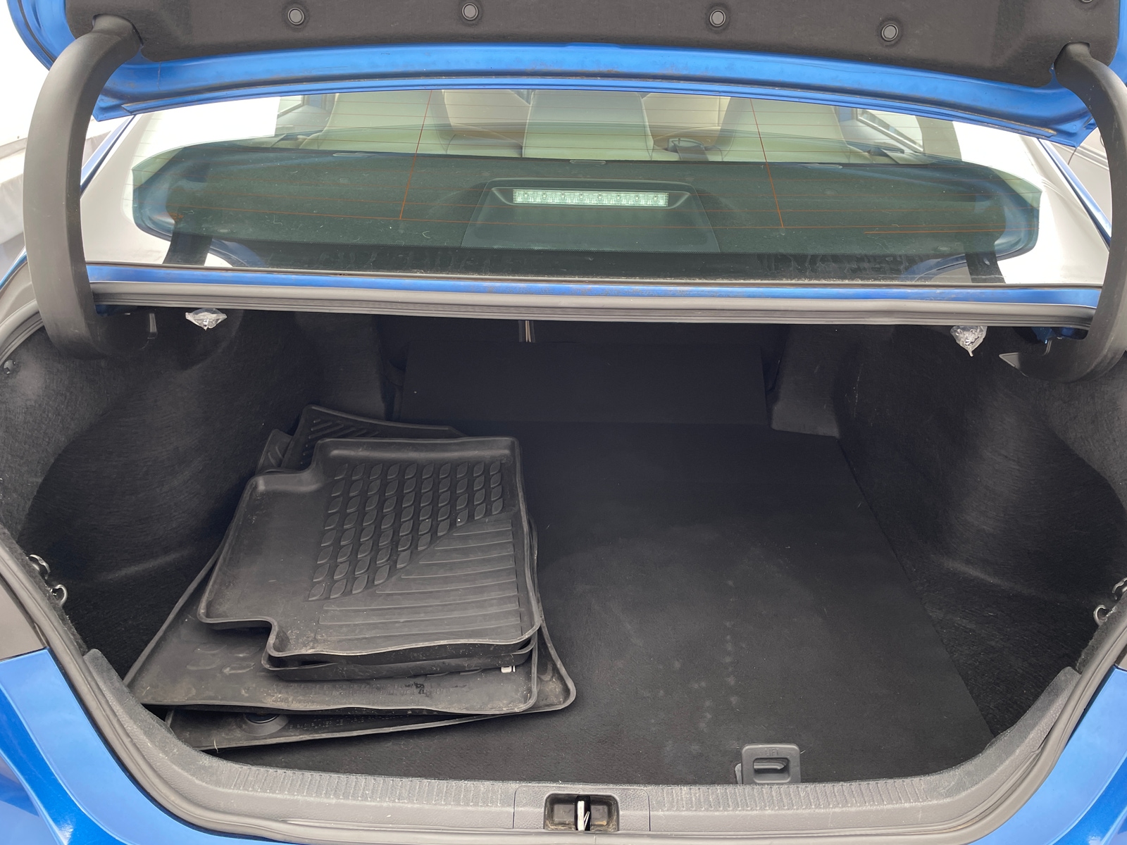 Thumbnail: 2019 Toyota Camry - 7