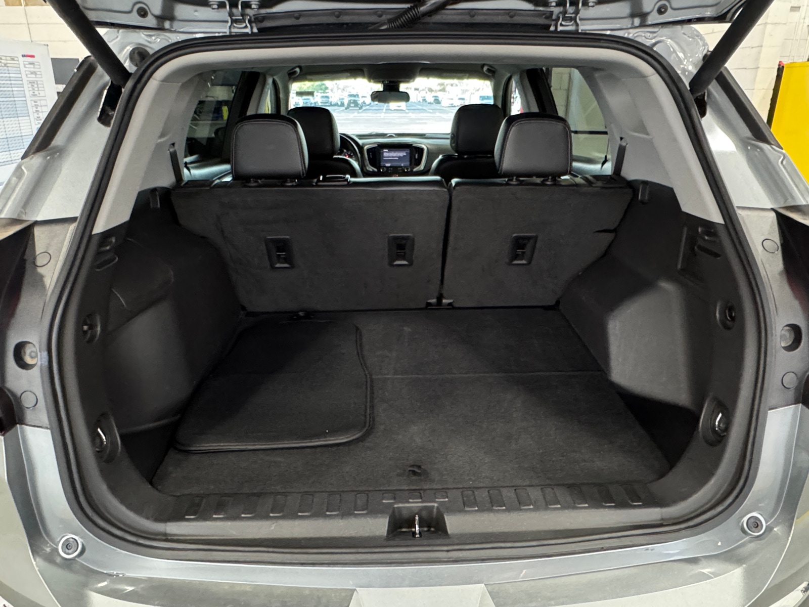 Thumbnail: 2023 GMC Terrain - 6