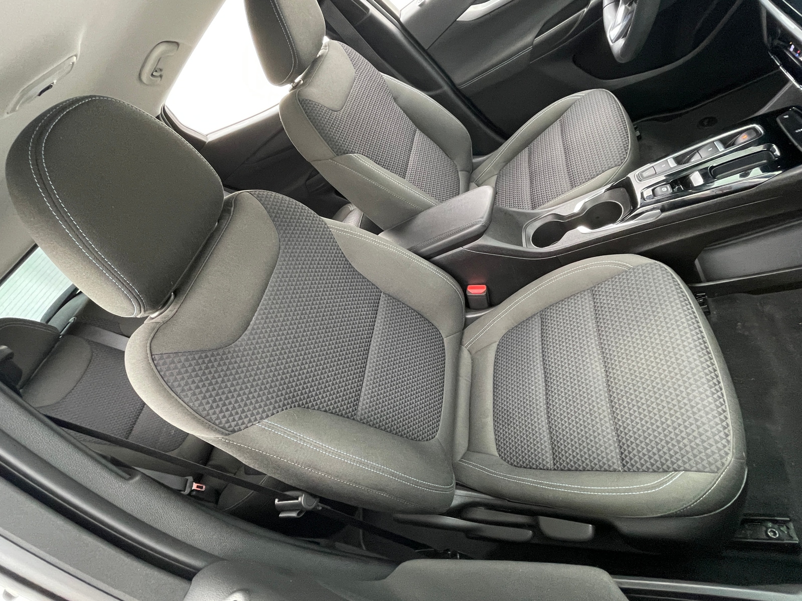 Thumbnail: 2023 Chevrolet Bolt EUV - 2