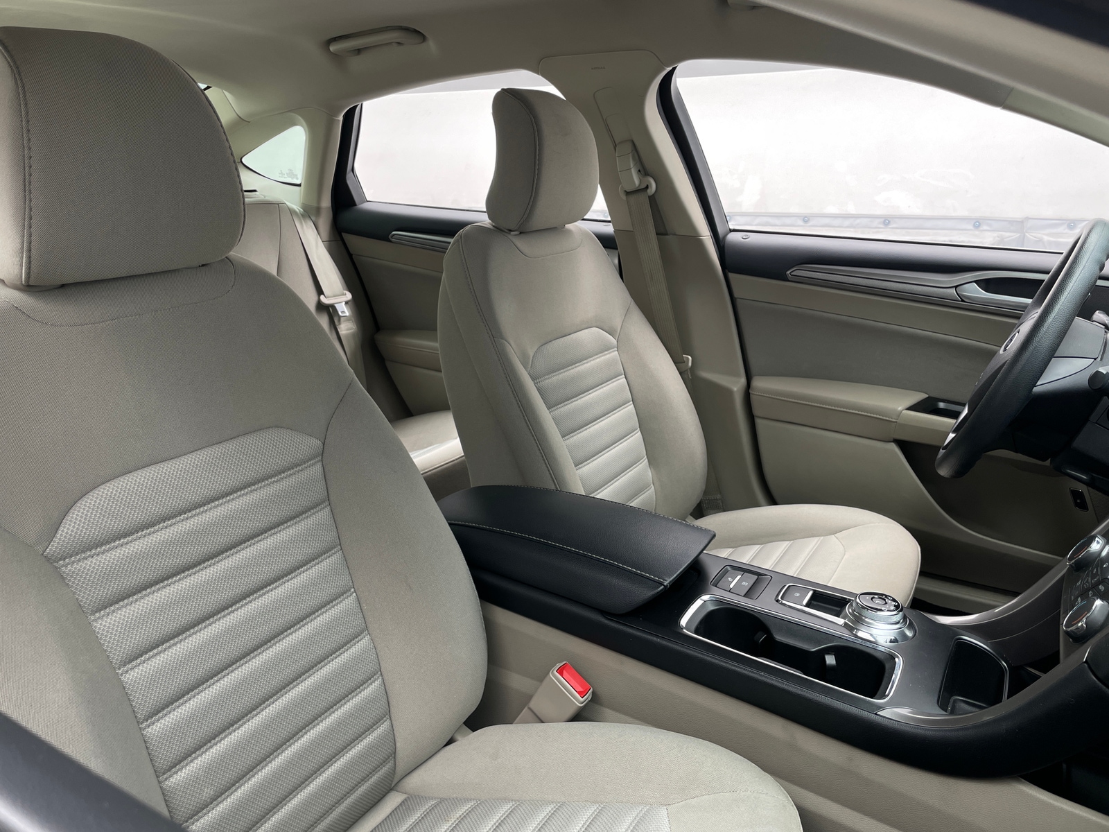 Thumbnail: 2017 Ford Fusion - 2
