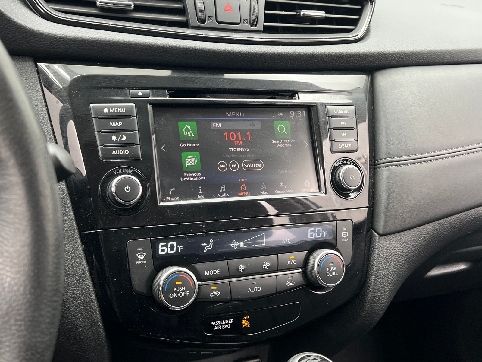 Thumbnail: 2019 Nissan Rogue - 3