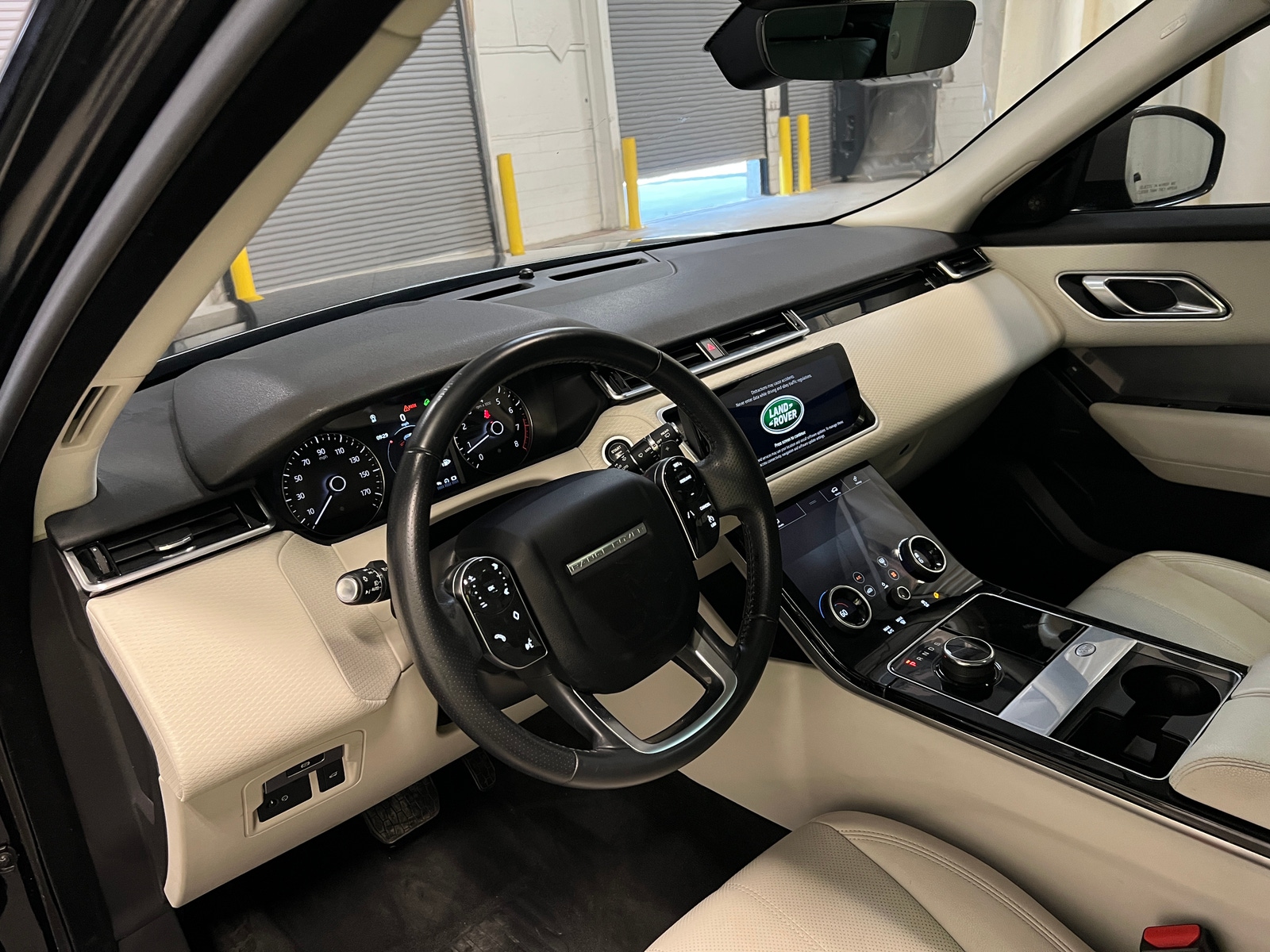 Thumbnail: 2018 Land Rover Range Rover Velar - 2
