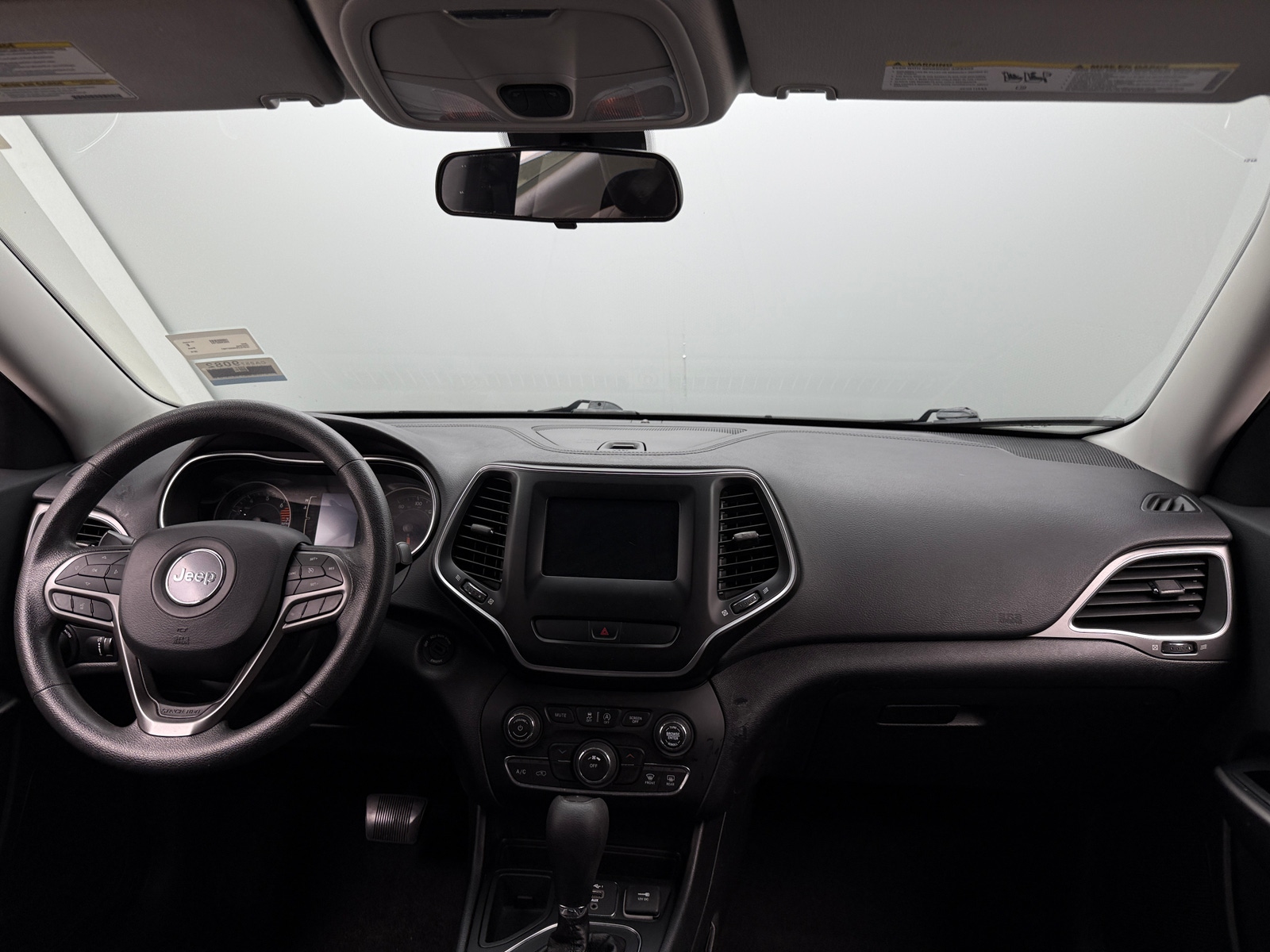 Thumbnail: 2019 Jeep Cherokee - 3