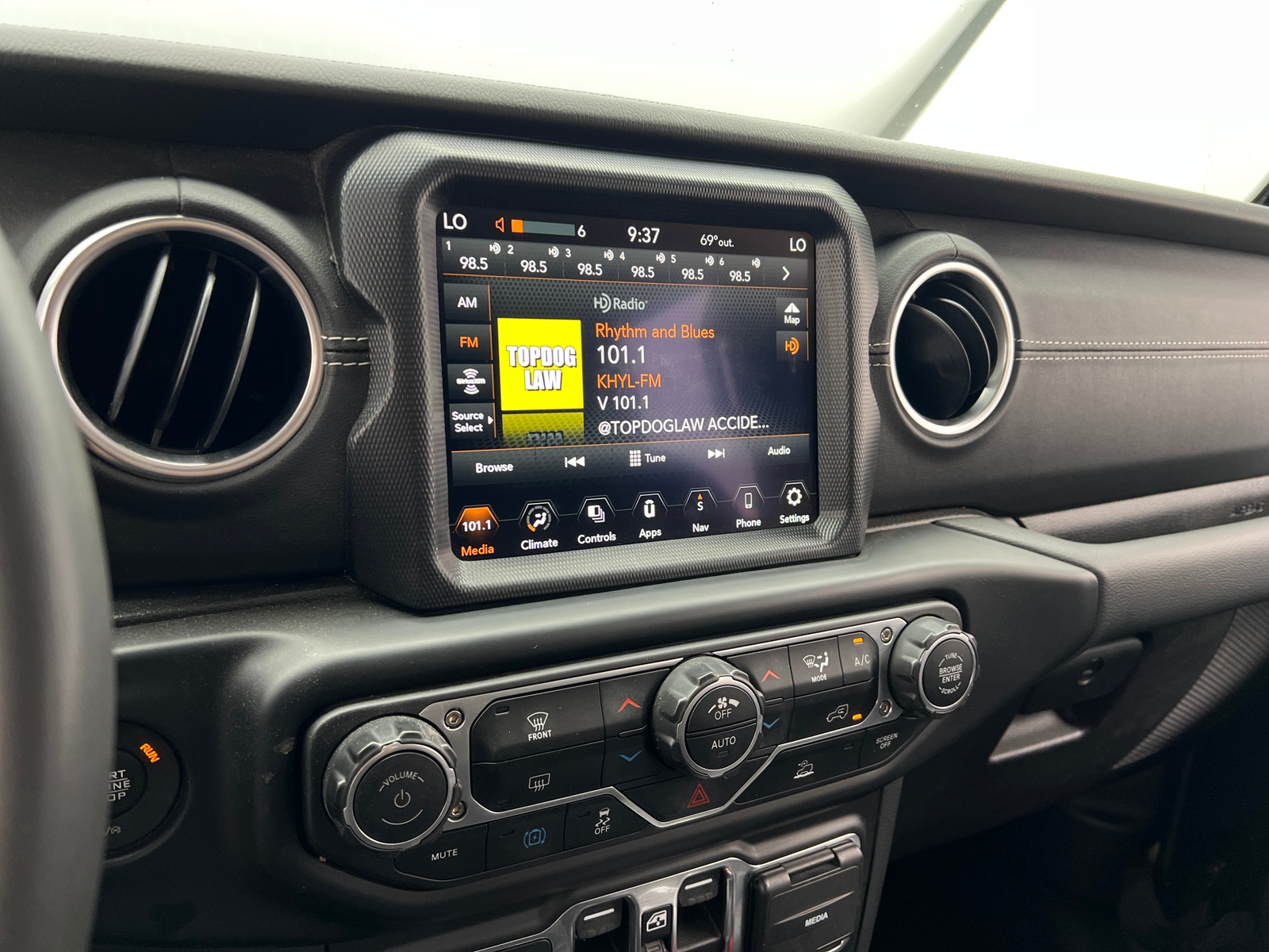Thumbnail: 2023 Jeep Wrangler - 4