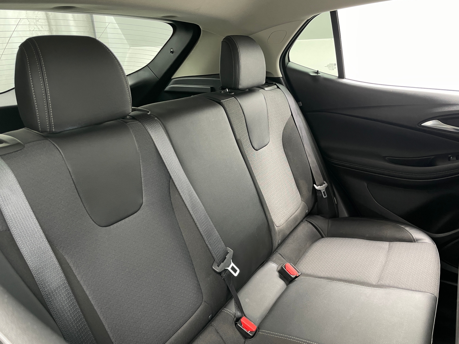 Thumbnail: 2022 Buick Encore GX - 6