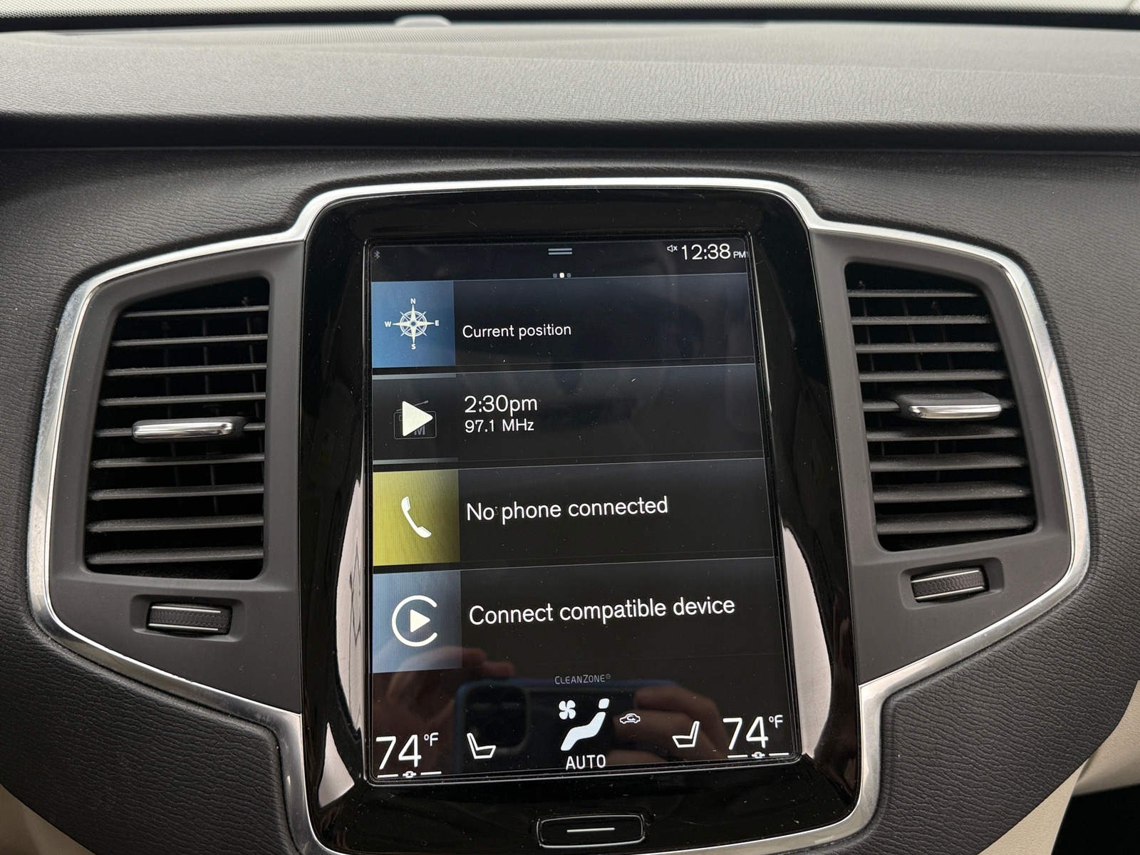 Thumbnail: 2018 Volvo XC90 - 3