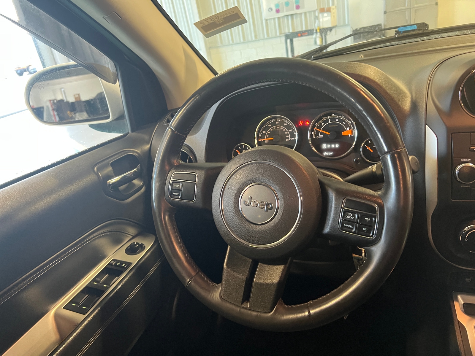 Thumbnail: 2014 Jeep Compass - 4