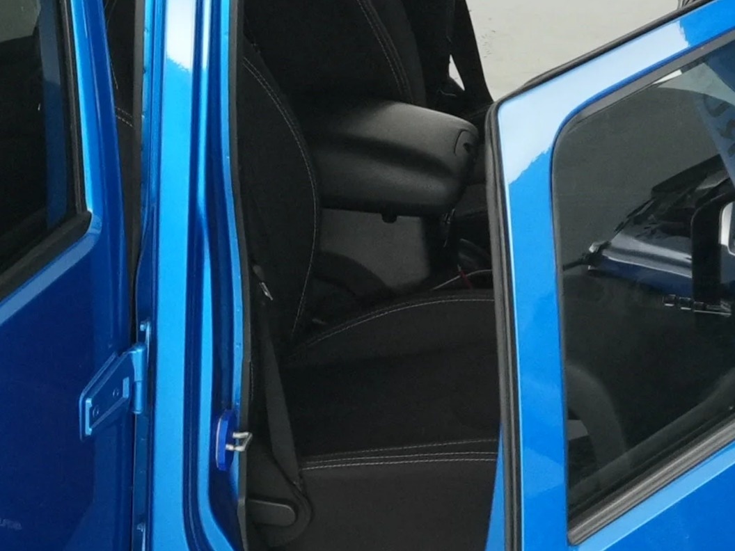 Thumbnail: 2015 Jeep Wrangler - 2