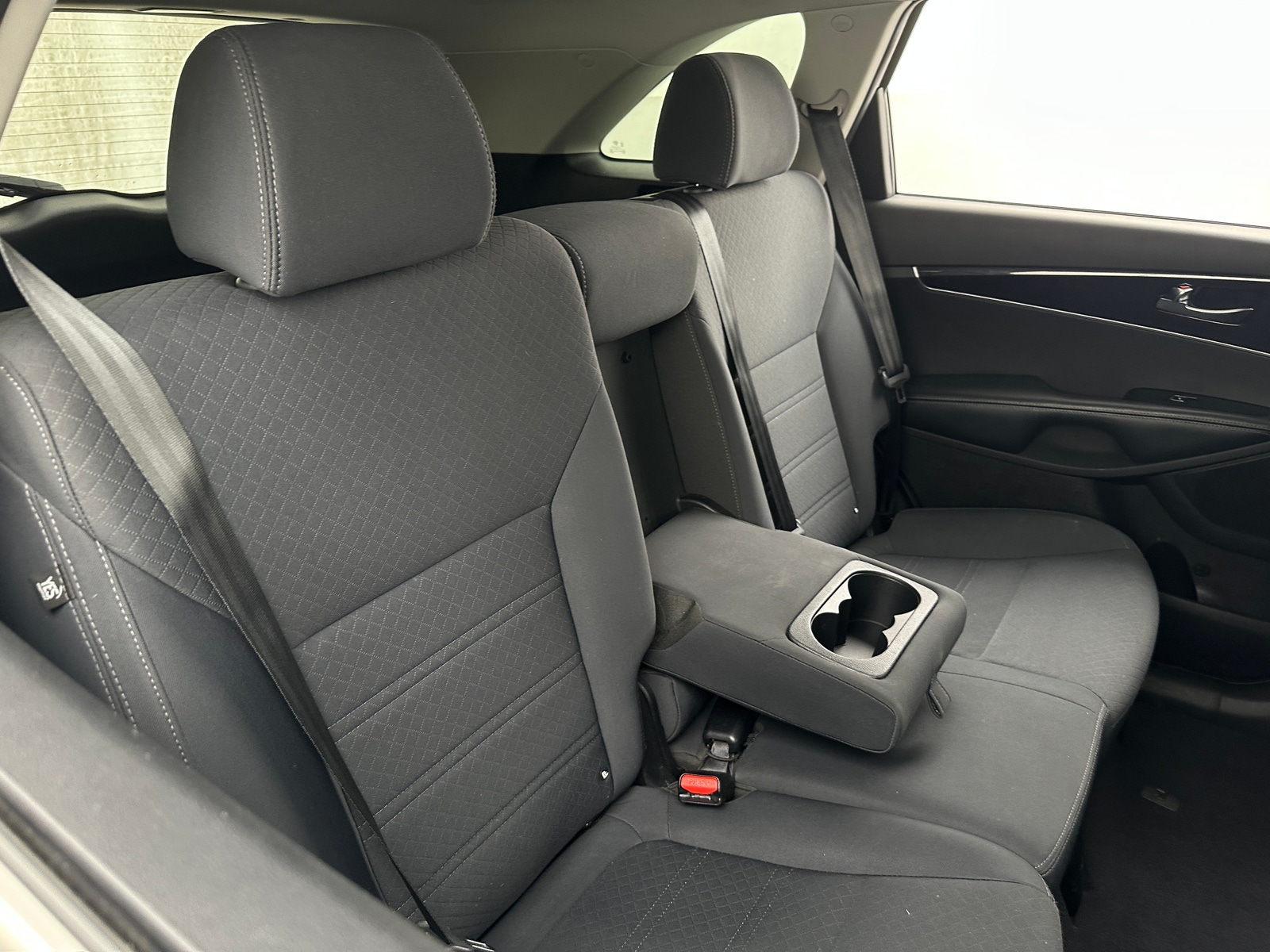 Thumbnail: 2017 Kia Sorento - 6