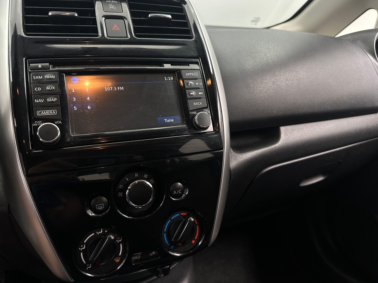 Thumbnail: 2015 Nissan Versa - 3