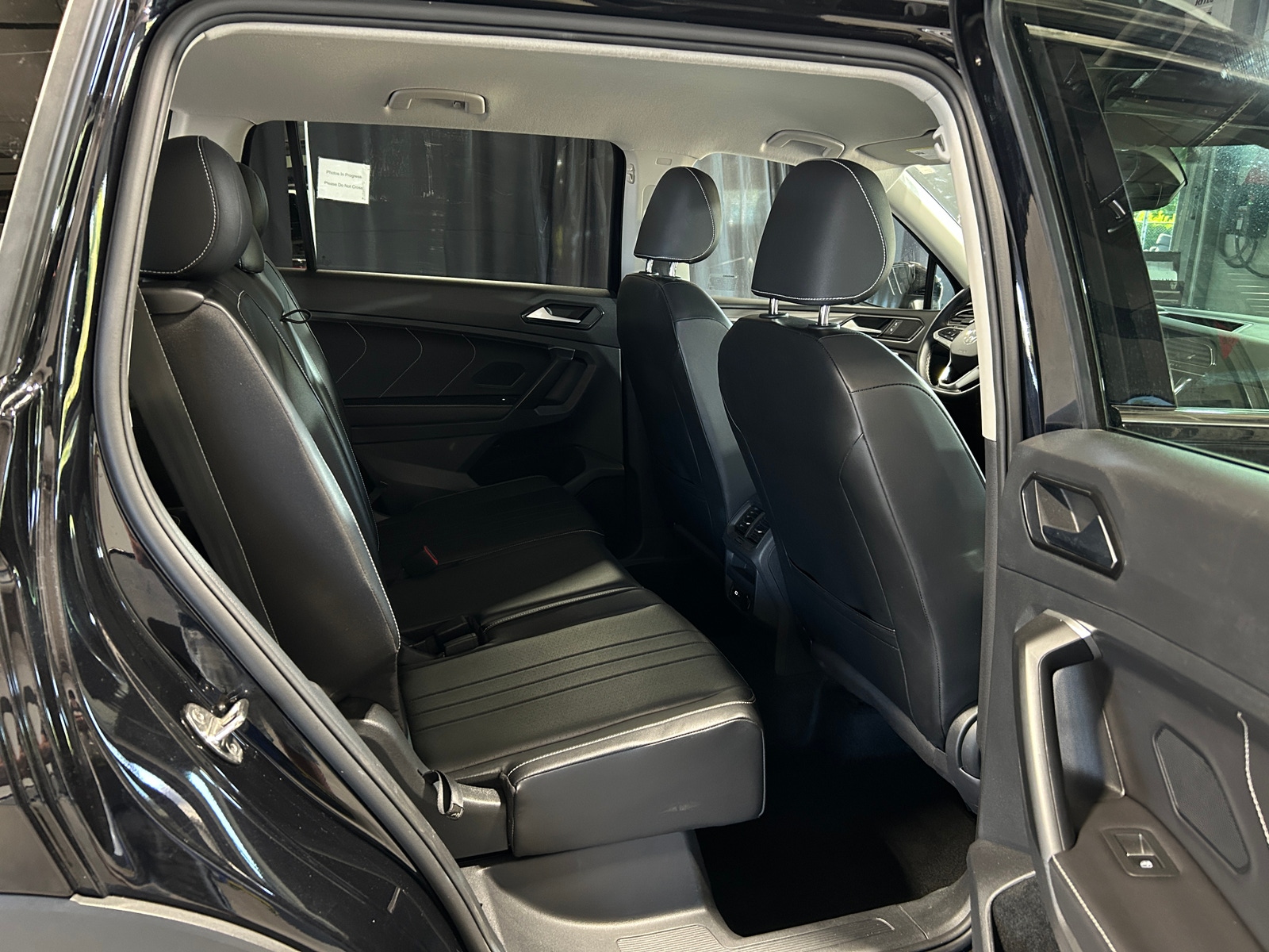 Thumbnail: 2024 Volkswagen Tiguan - 6