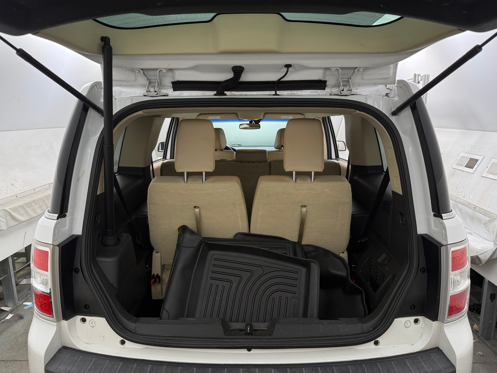 Thumbnail: 2015 Ford Flex - 6
