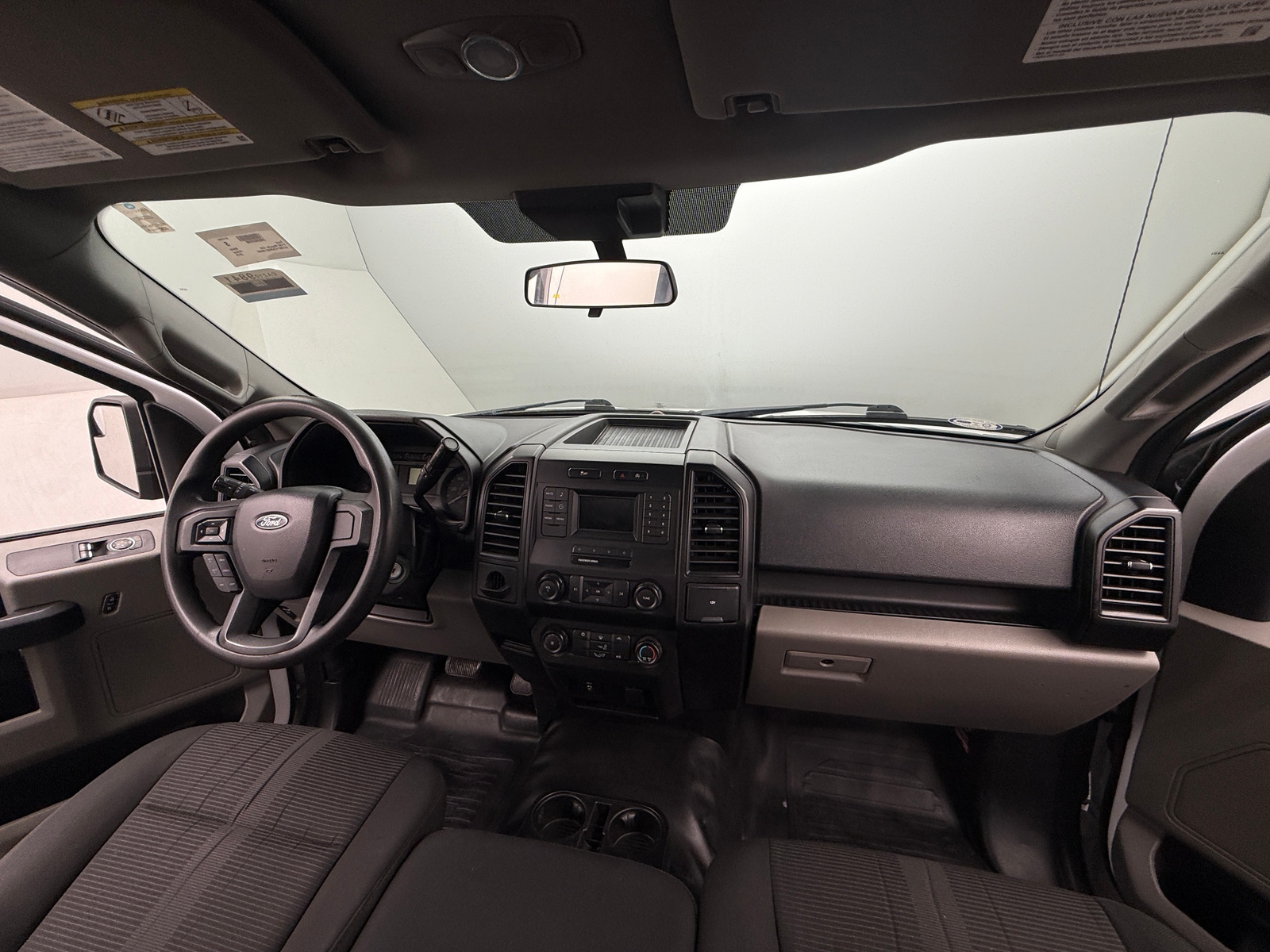 Thumbnail: 2019 Ford Econoline - 3