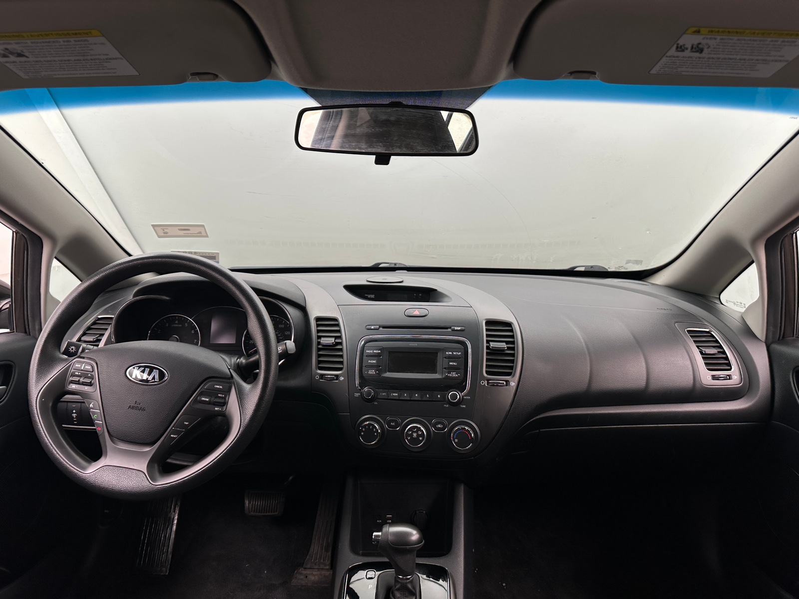 Thumbnail: 2018 Kia Forte - 3
