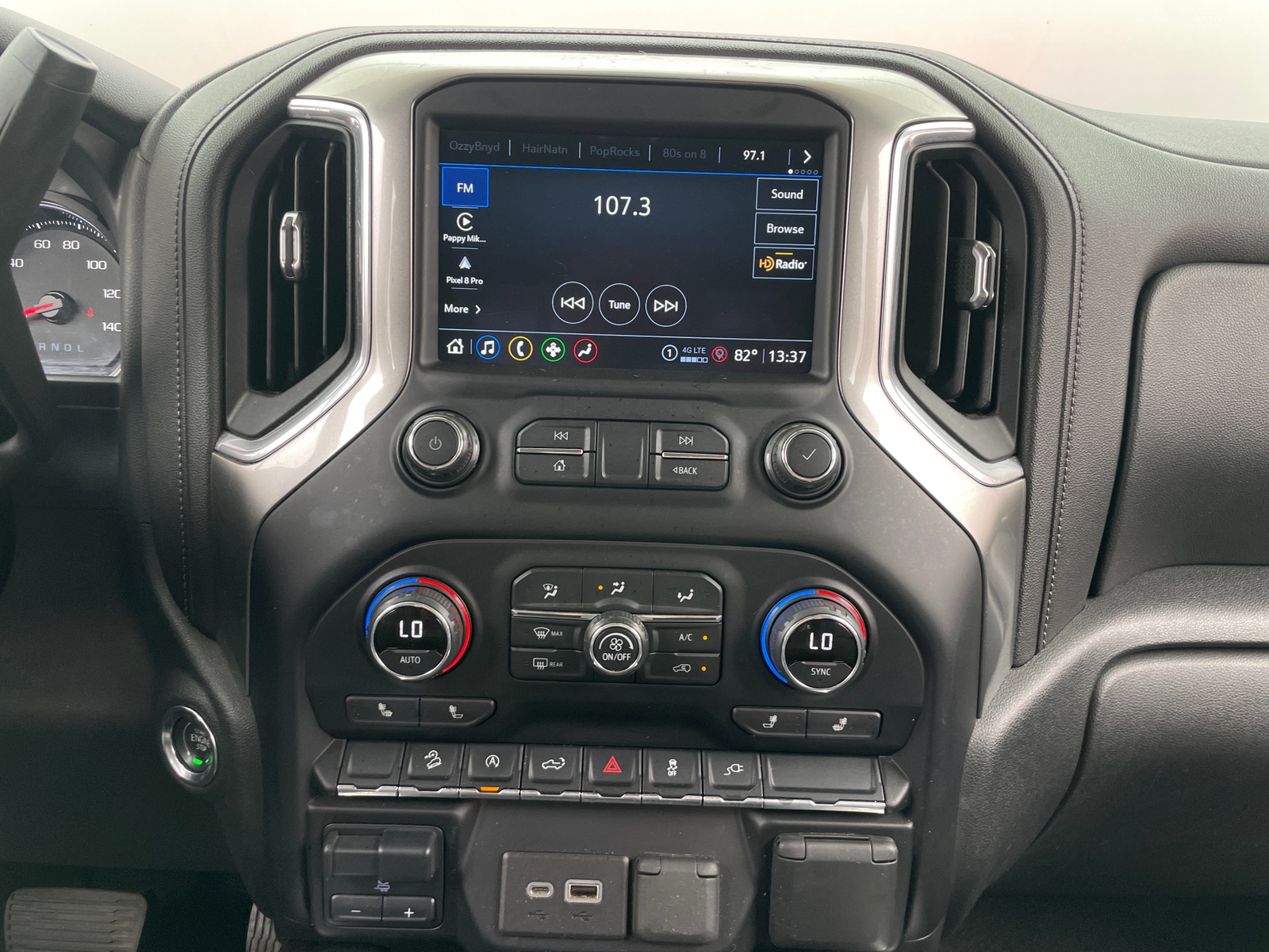 Thumbnail: 2021 Chevrolet Silverado 1500 - 4