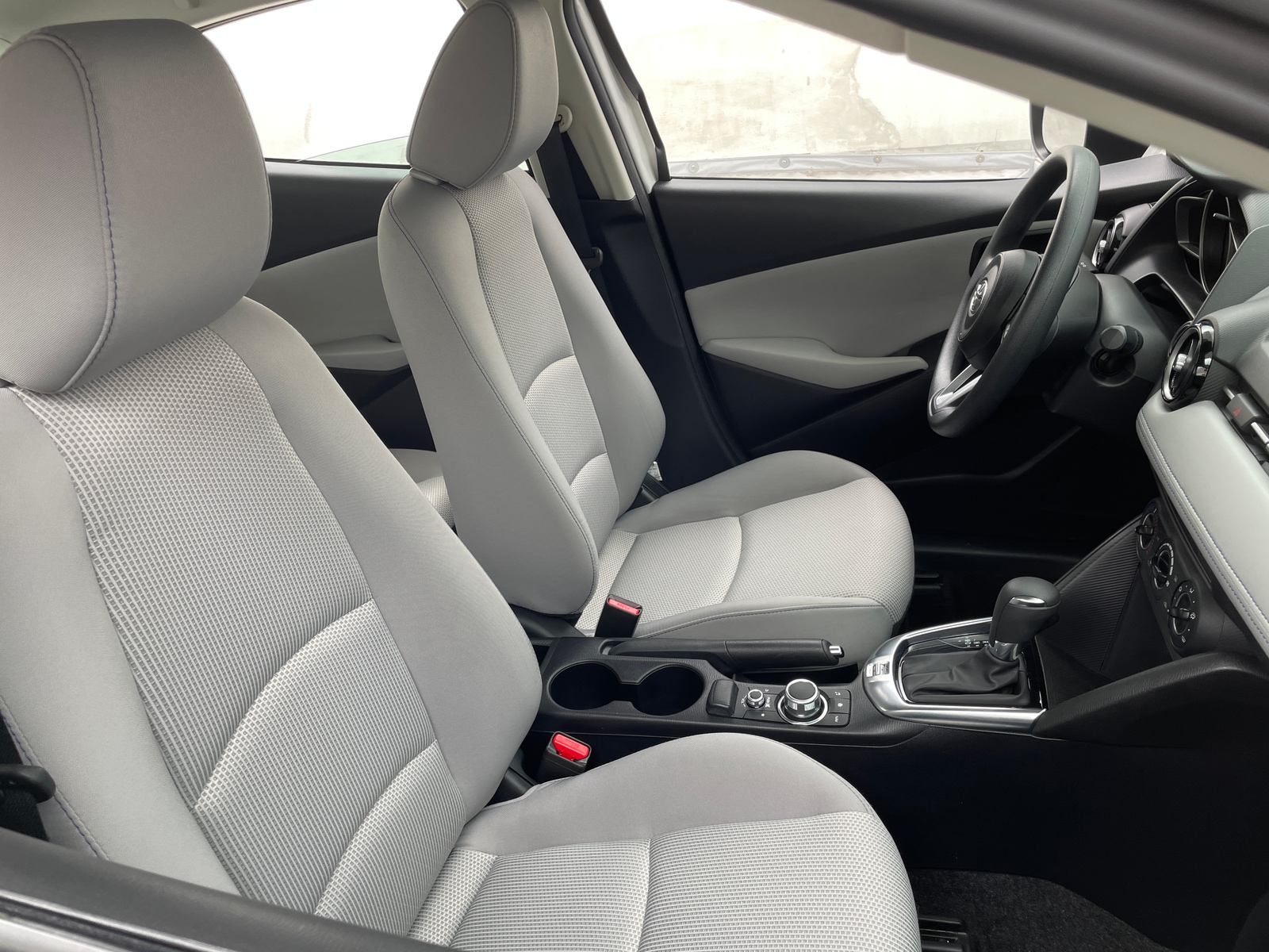 Thumbnail: 2019 Toyota Yaris - 2